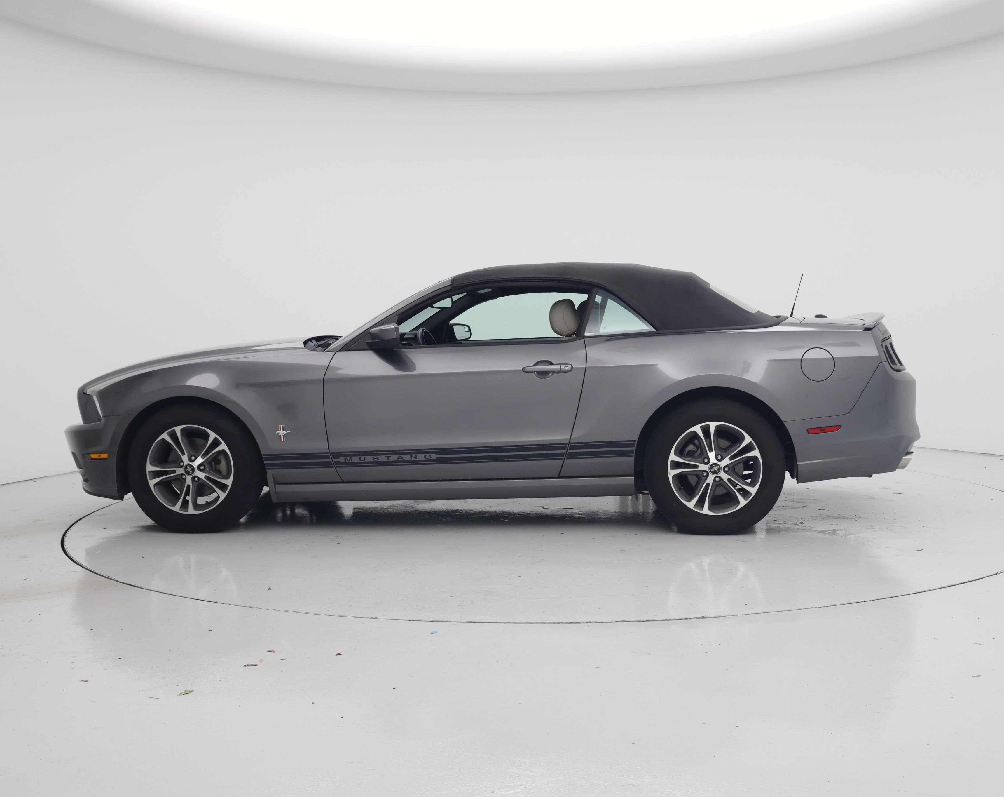Thumbnail: 2014 Ford Mustang - 3
