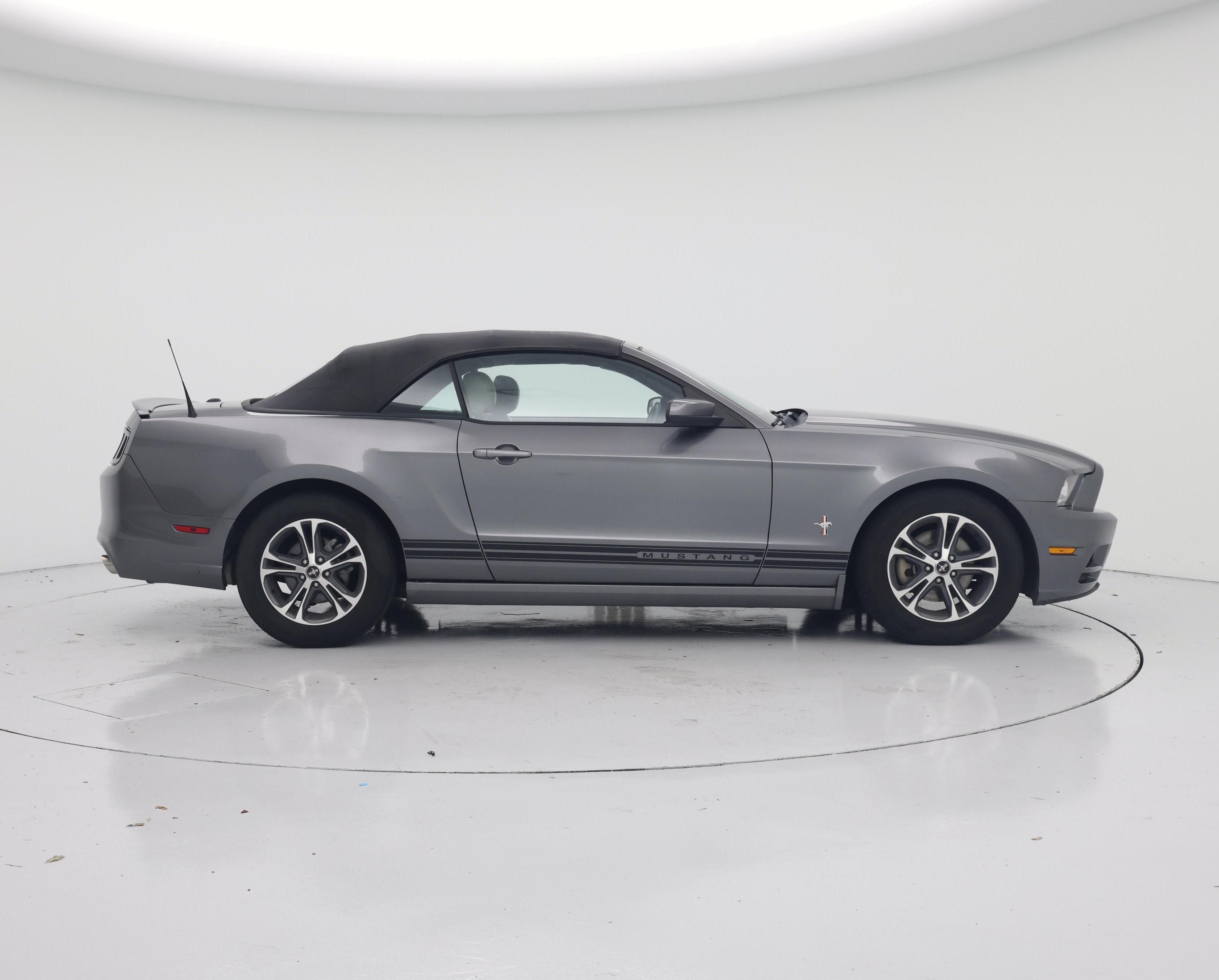 Thumbnail: 2014 Ford Mustang - 7