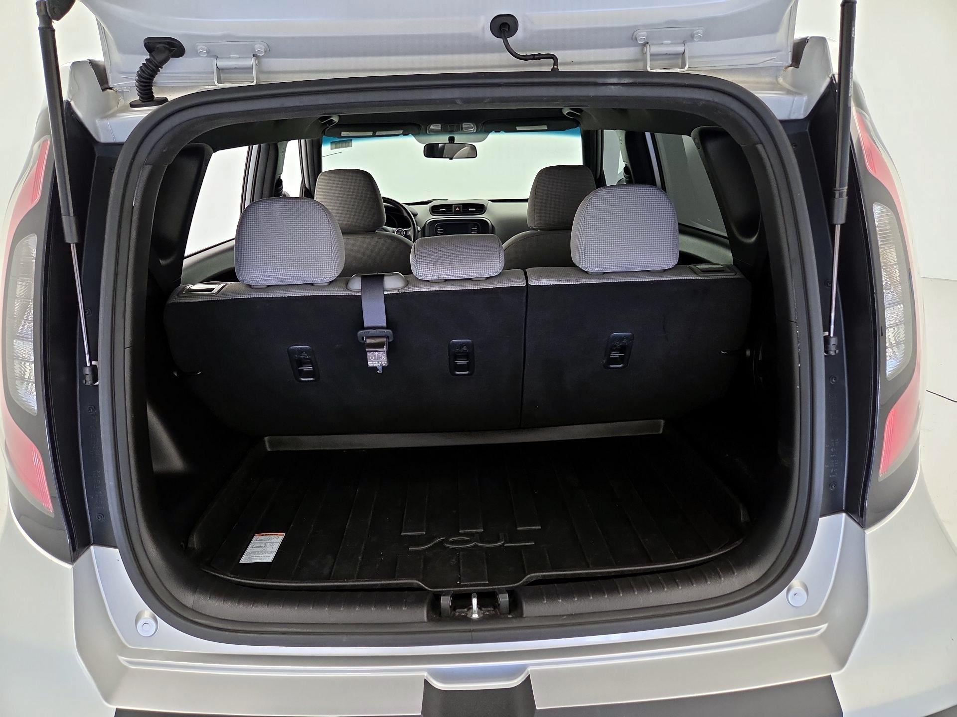 Thumbnail: 2017 Kia Soul - 20