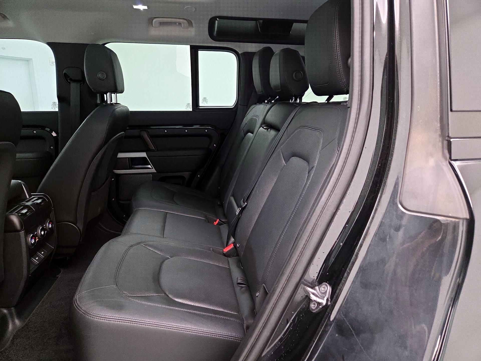 Thumbnail: 2024 Land Rover Defender - 20