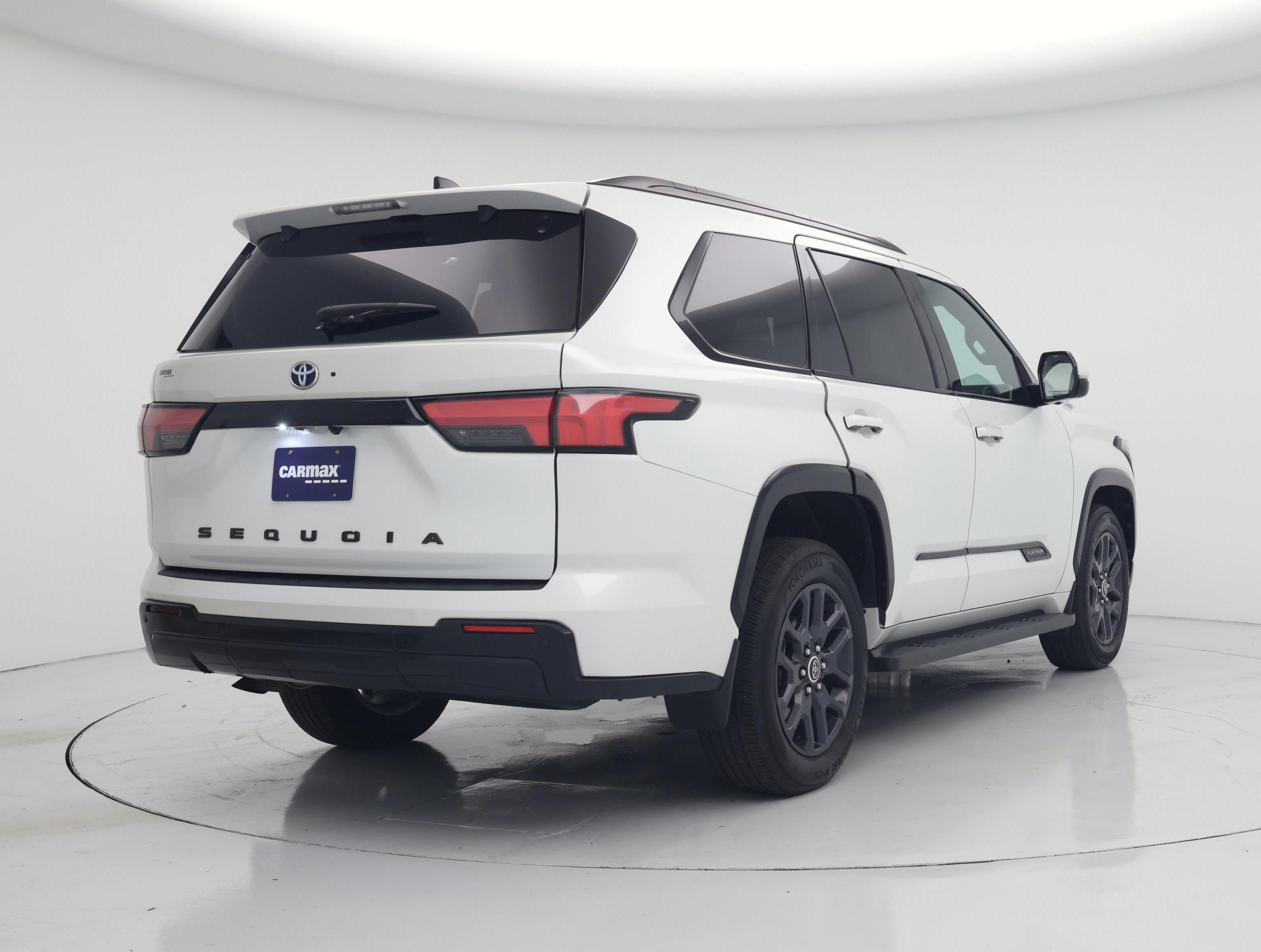 Thumbnail: 2023 Toyota Sequoia - 8
