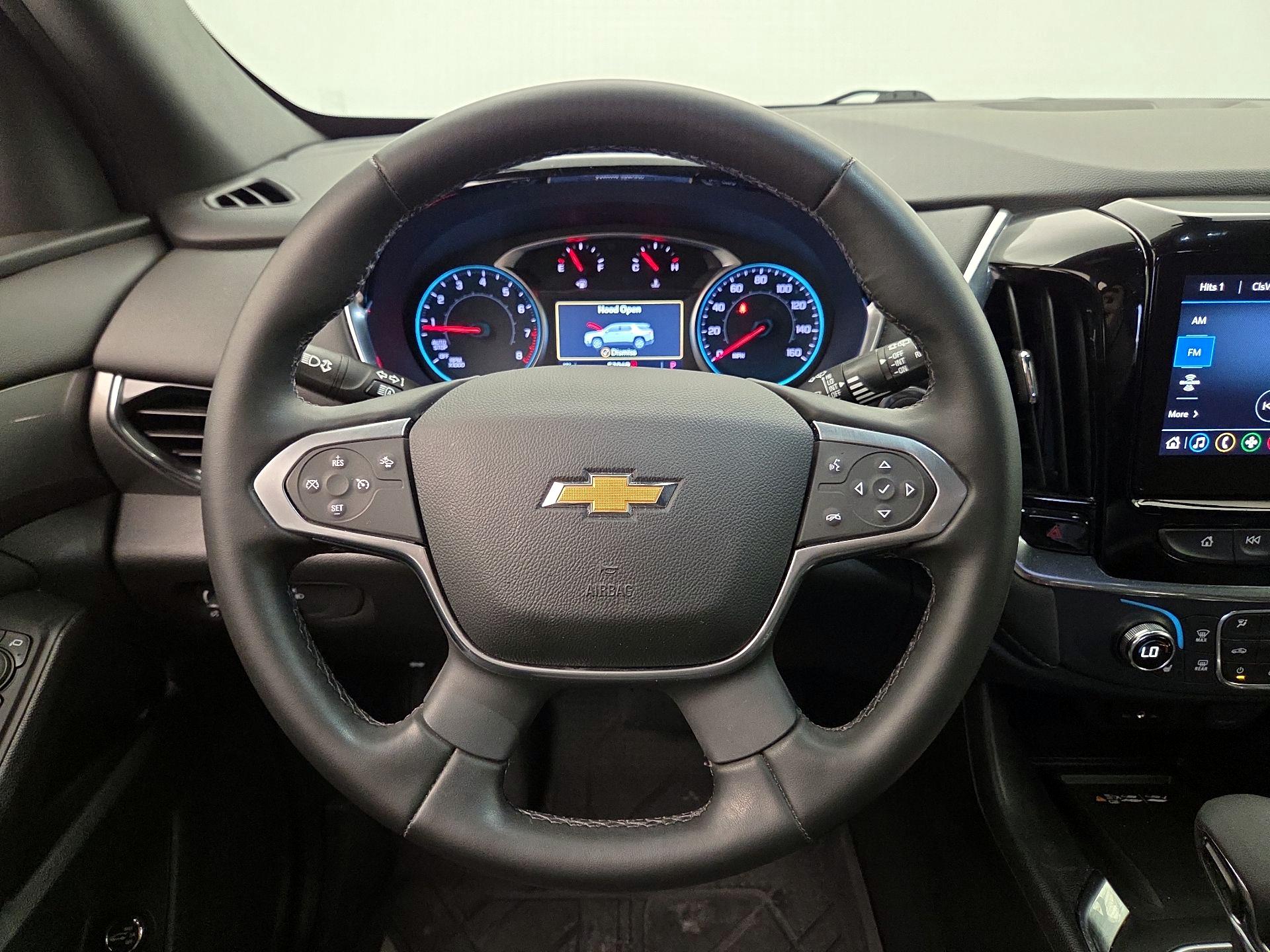 Thumbnail: 2023 Chevrolet Traverse - 10