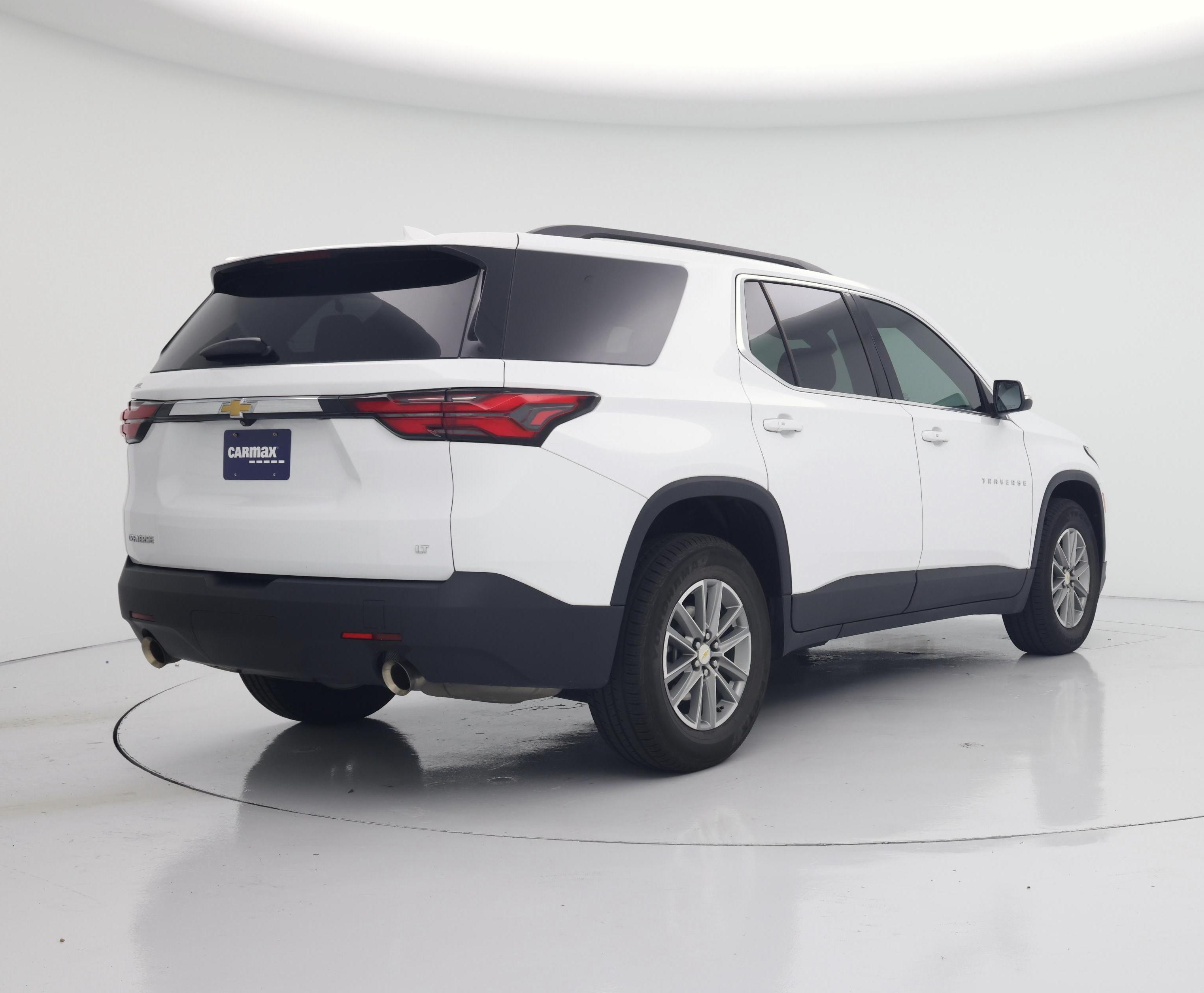 Thumbnail: 2023 Chevrolet Traverse - 8