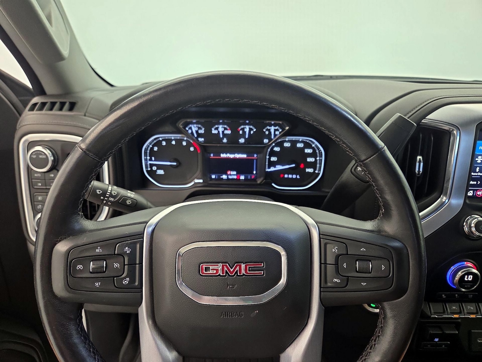 2022 GMC Sierra 1500 Limited SLT - Photo 11
