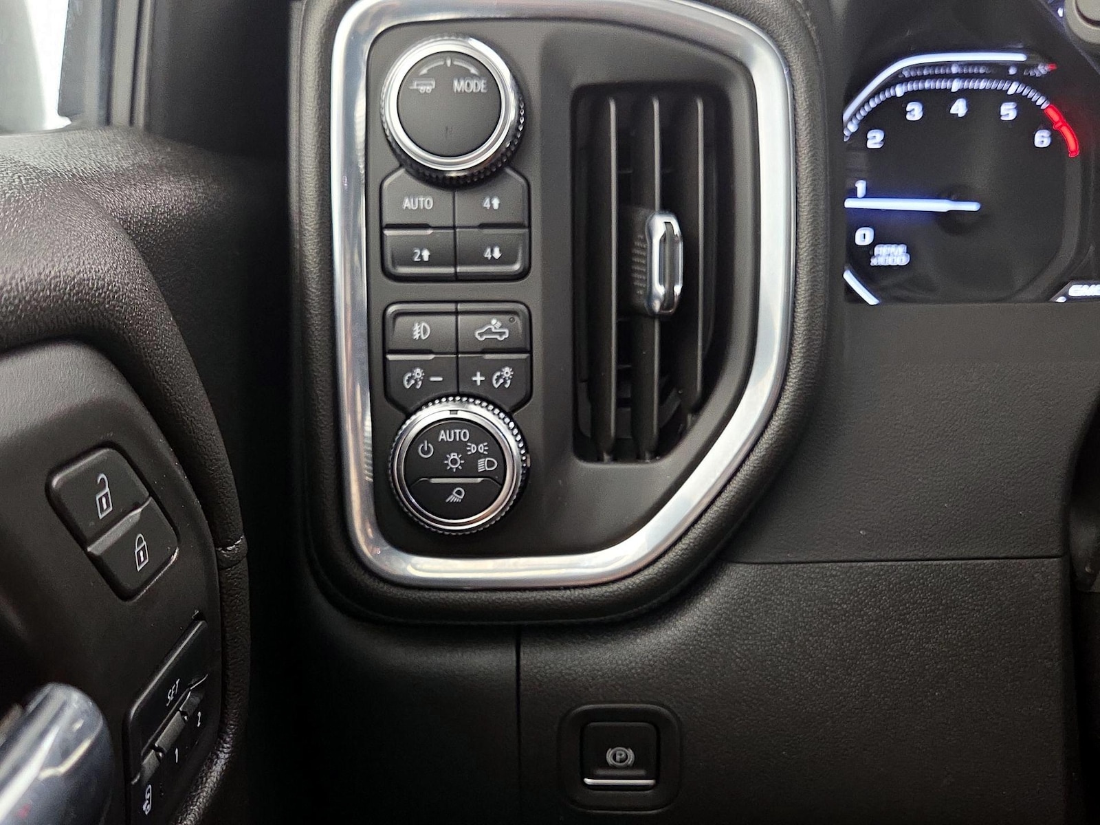 2022 GMC Sierra 1500 Limited SLT - Photo 14