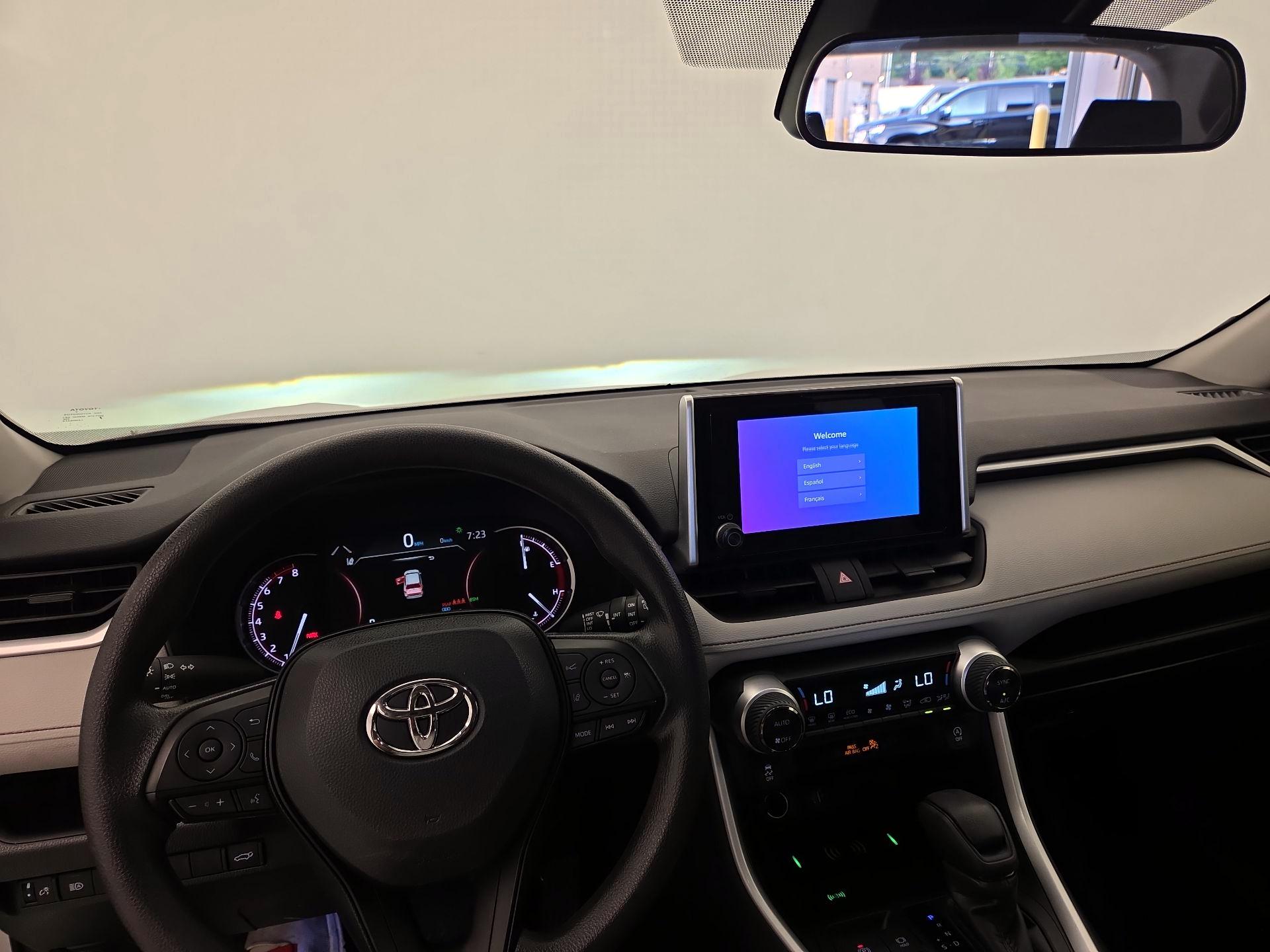 Thumbnail: 2024 Toyota RAV4 - 9