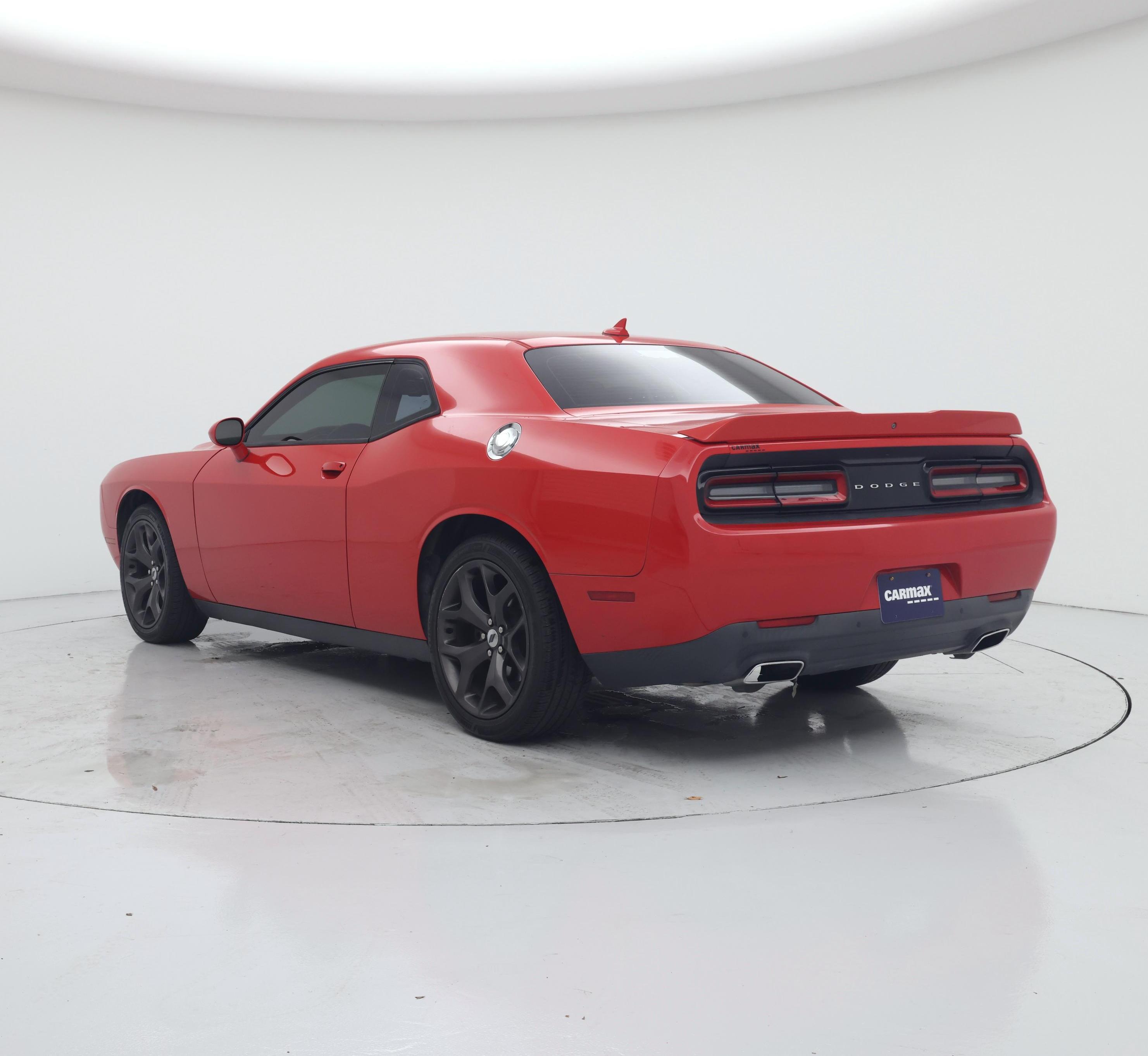 Thumbnail: 2018 Dodge Challenger - 2