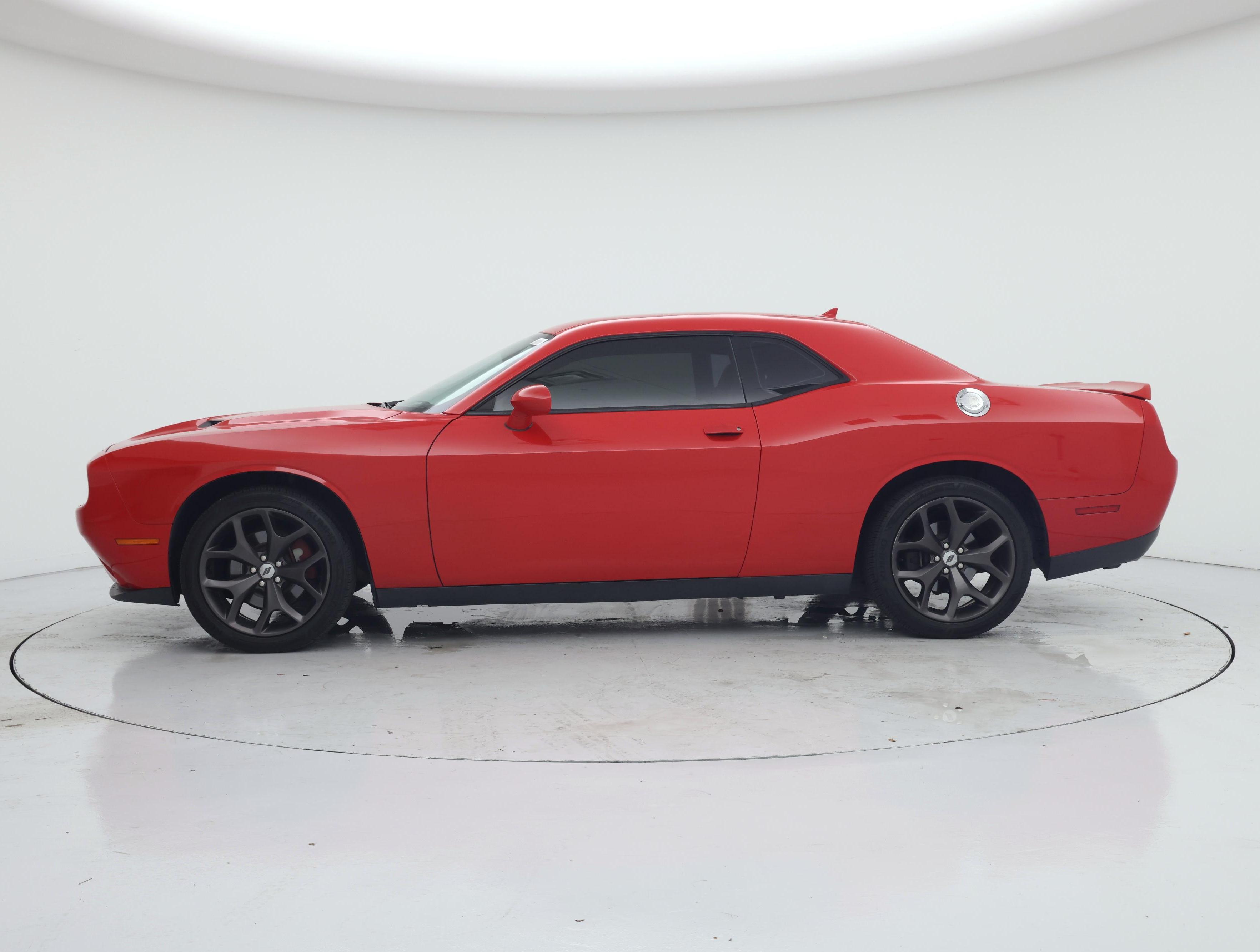 Thumbnail: 2018 Dodge Challenger - 3