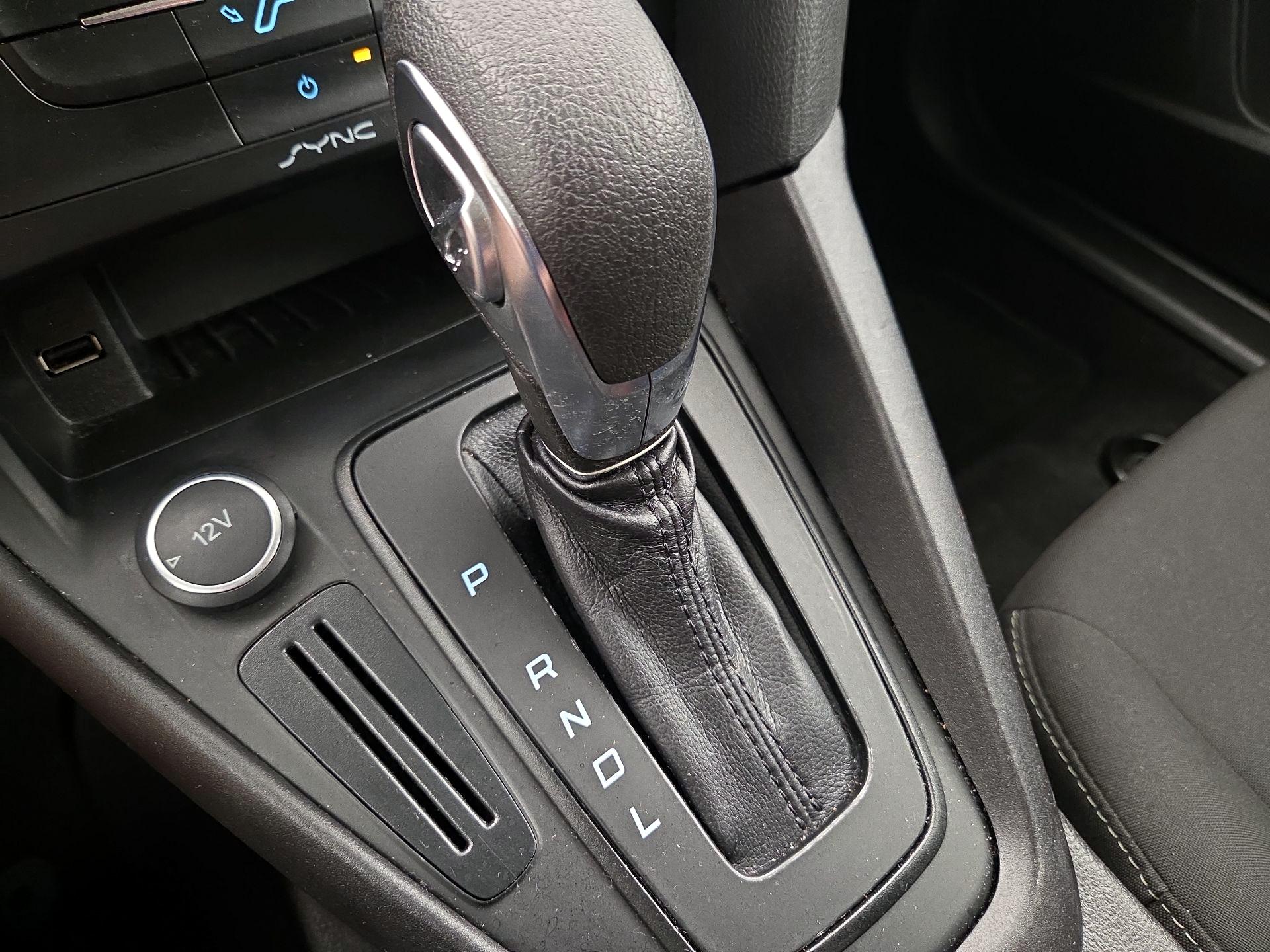 Thumbnail: 2017 Ford Focus - 17