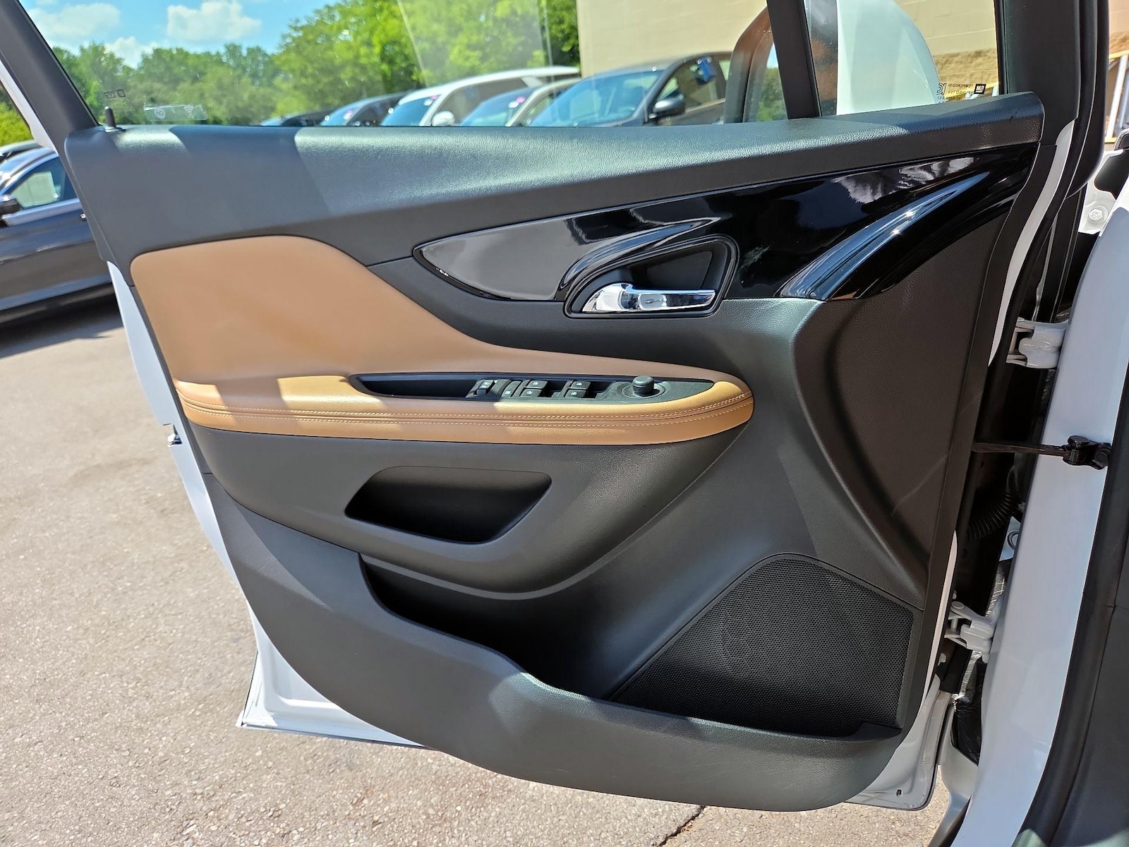 2020 Buick Encore Essence - Photo 13