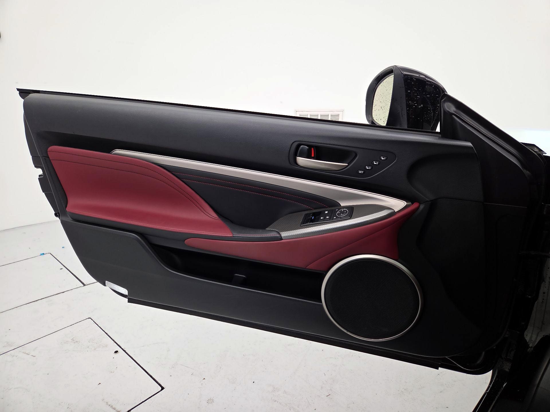 Thumbnail: 2016 Lexus RC - 12
