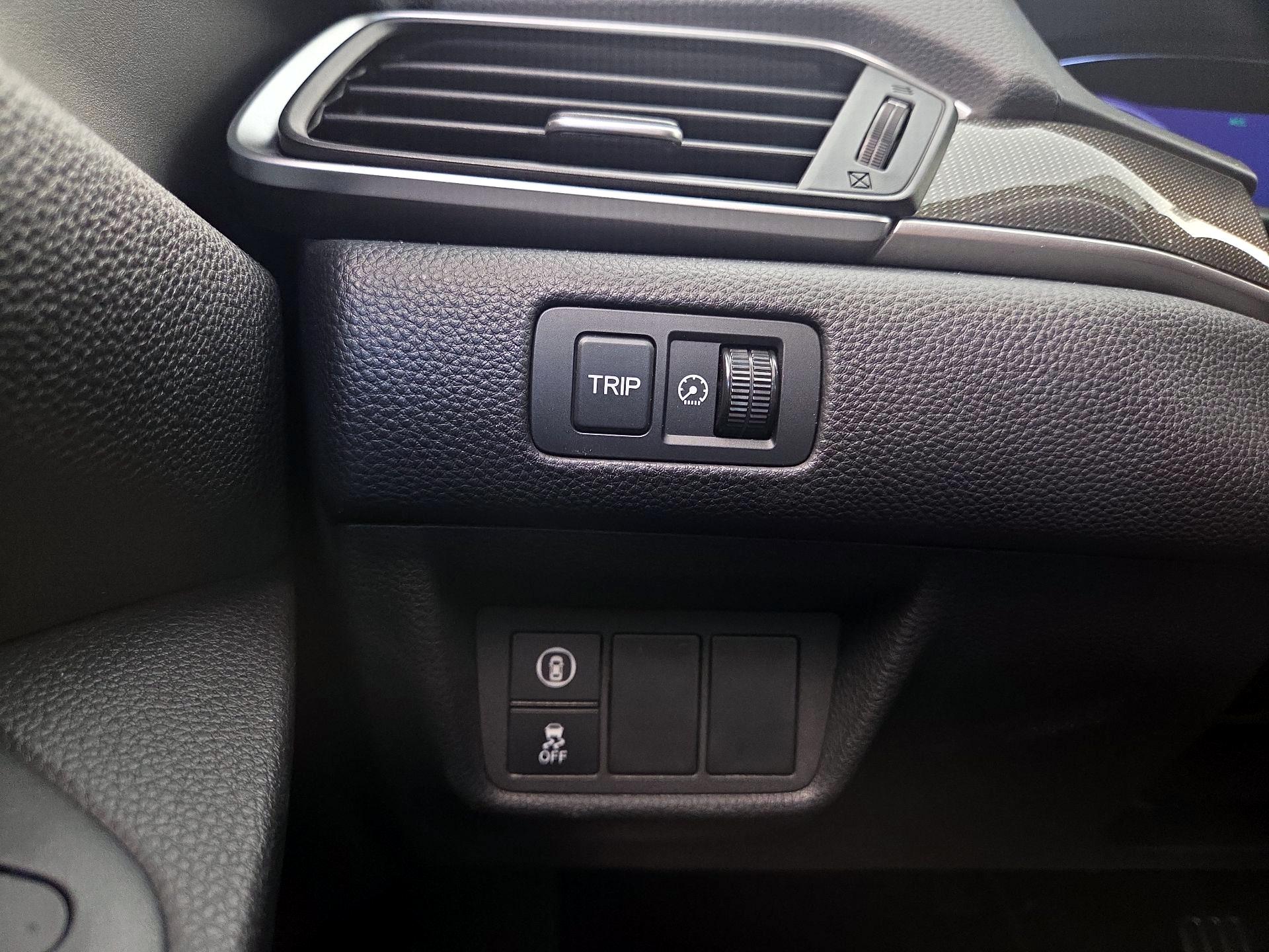 Thumbnail: 2018 Honda Accord - 13