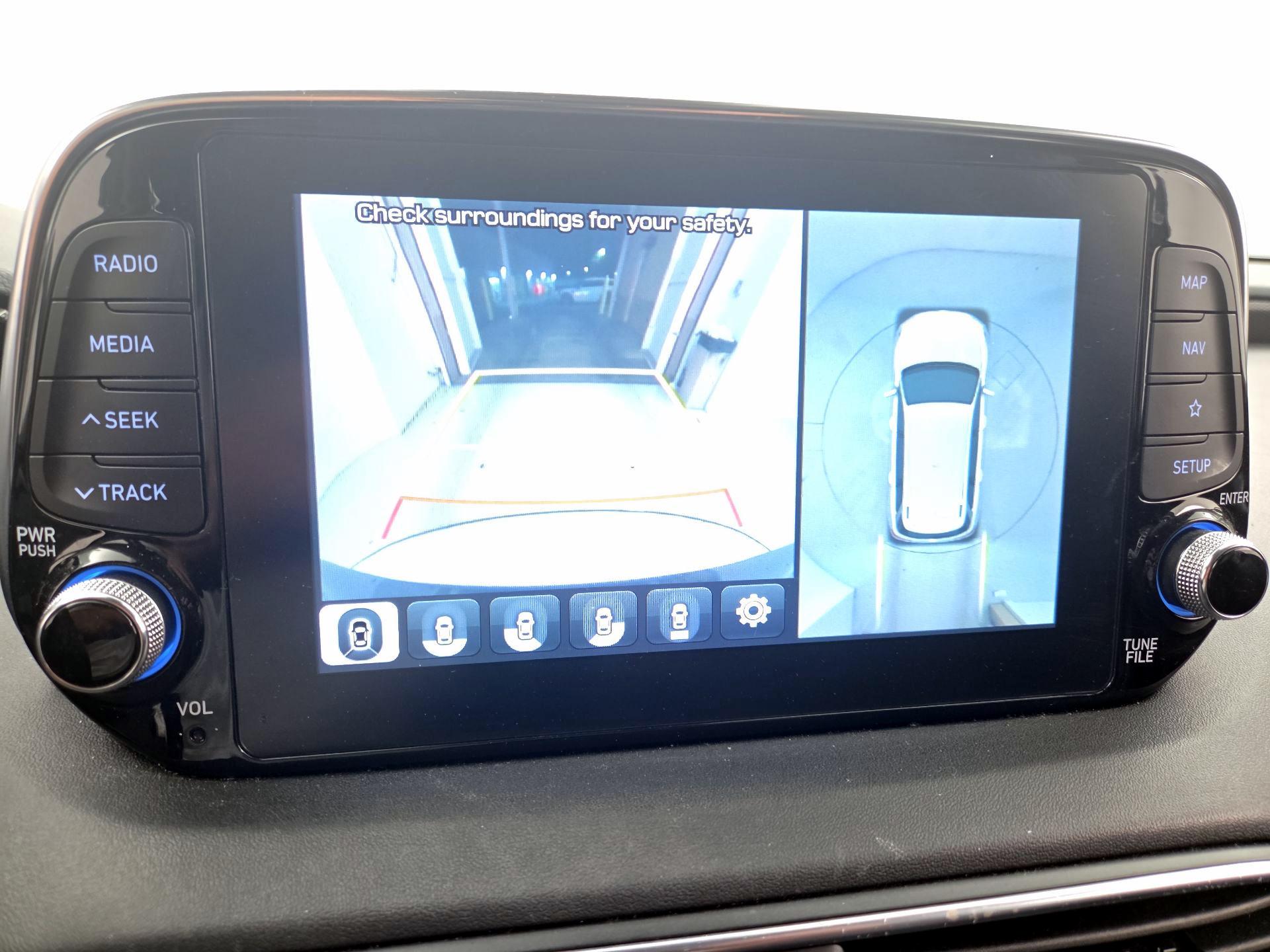 Thumbnail: 2020 Hyundai Santa Fe - 15