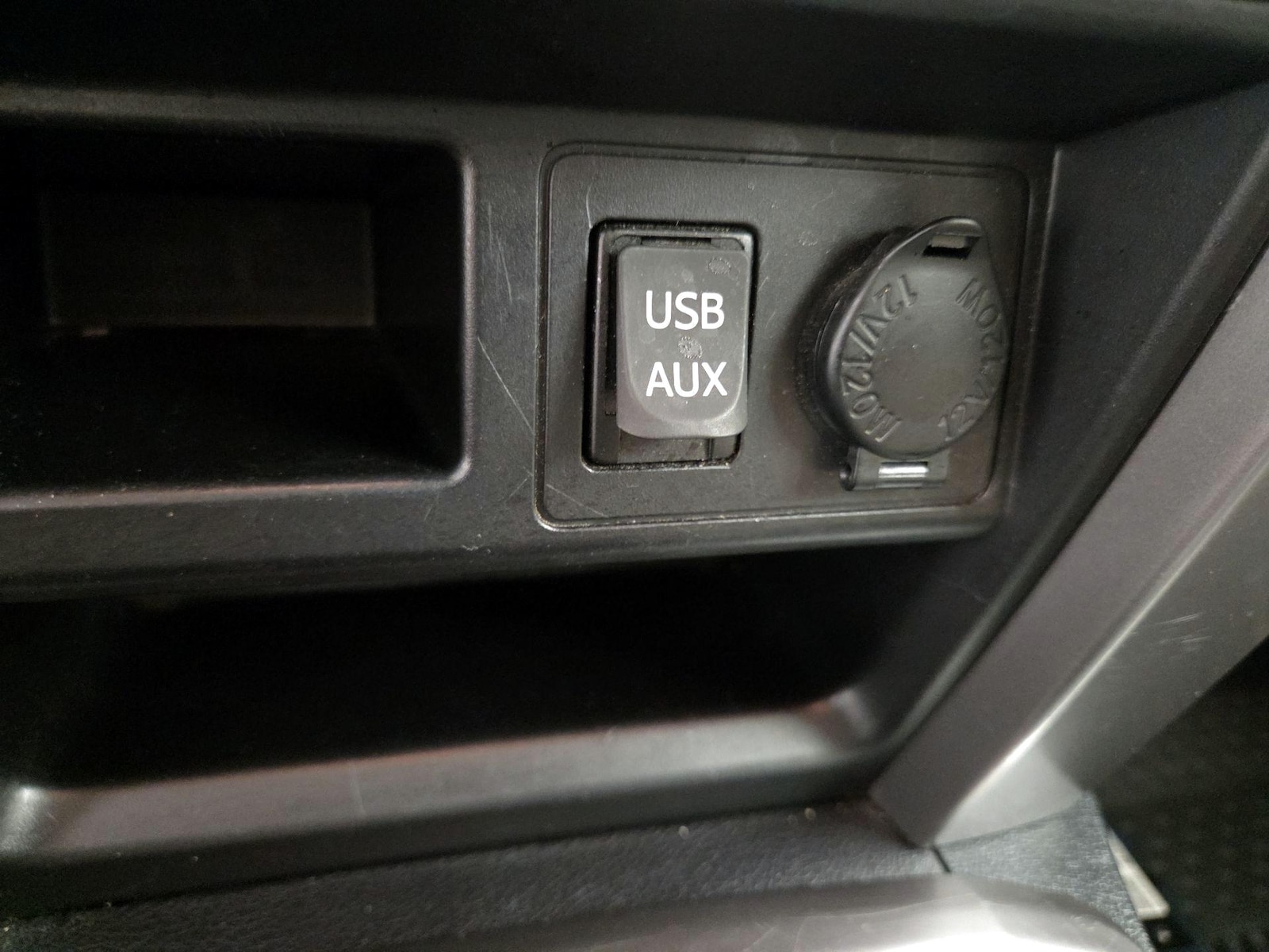 2017 Toyota 4Runner SR5 Premium - Photo 19