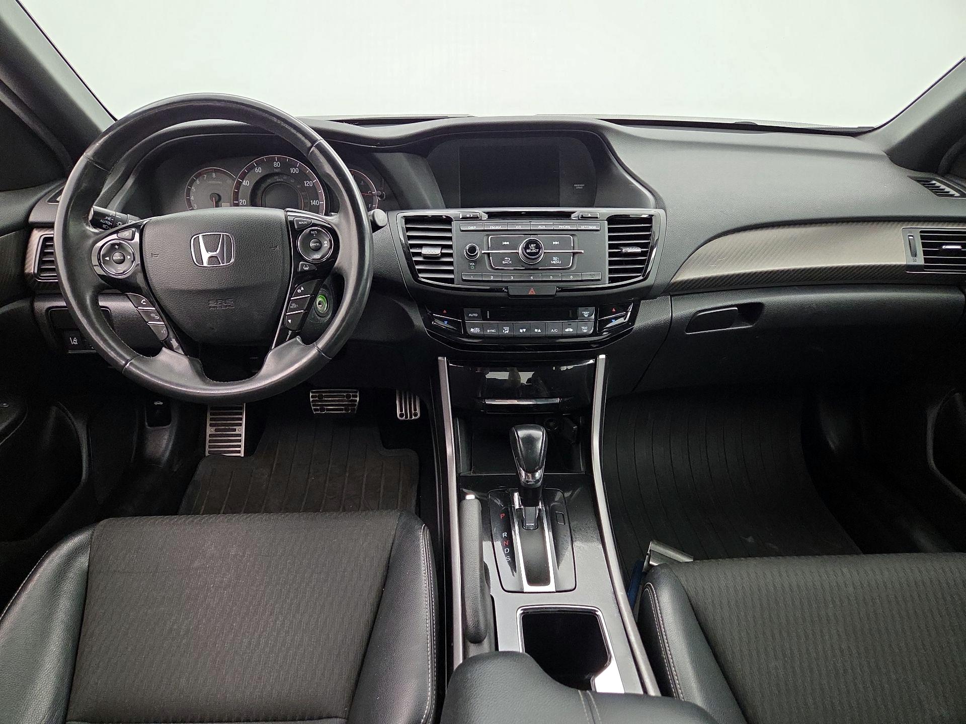 Thumbnail: 2016 Honda Accord - 9