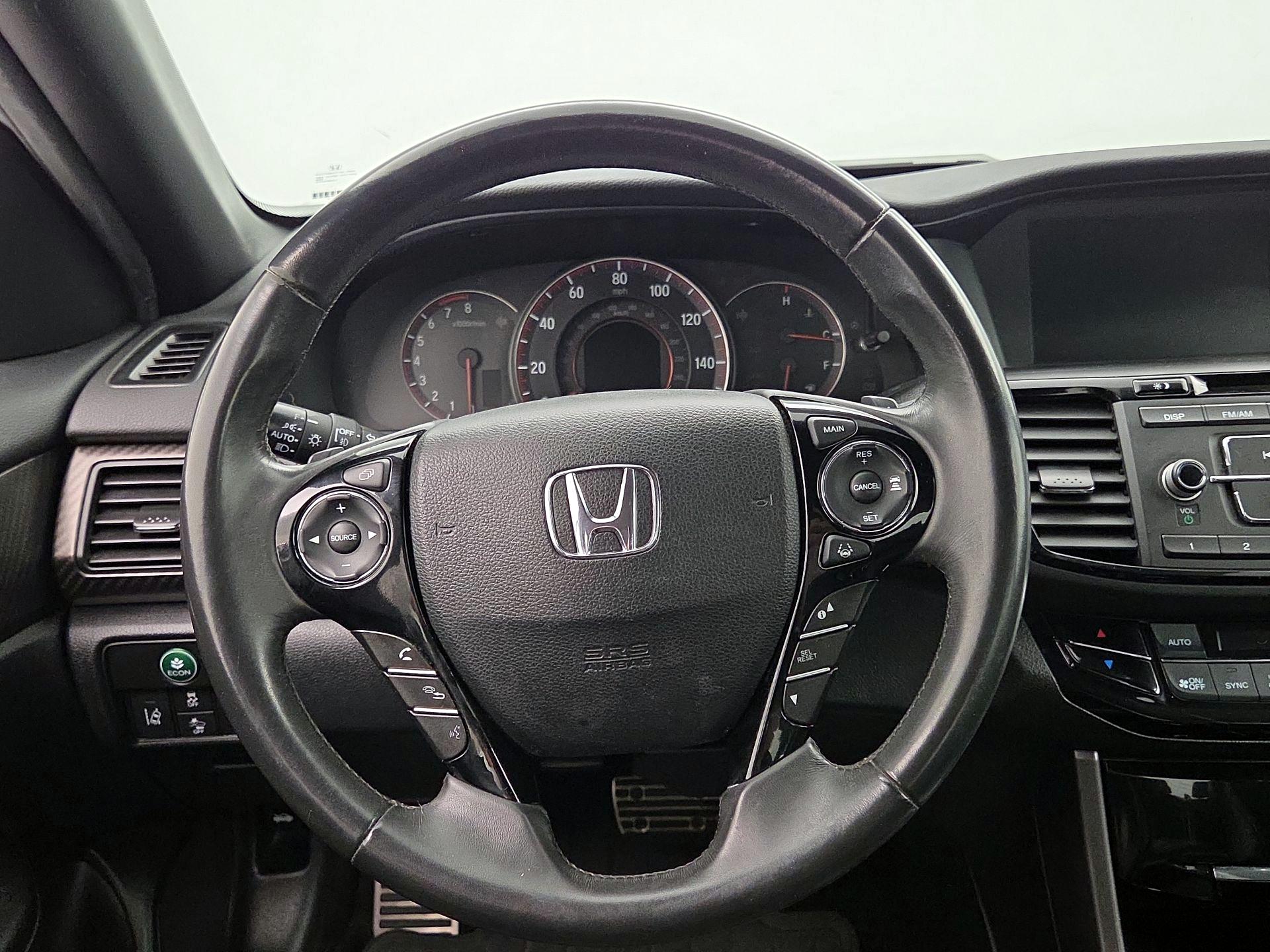 Thumbnail: 2016 Honda Accord - 10