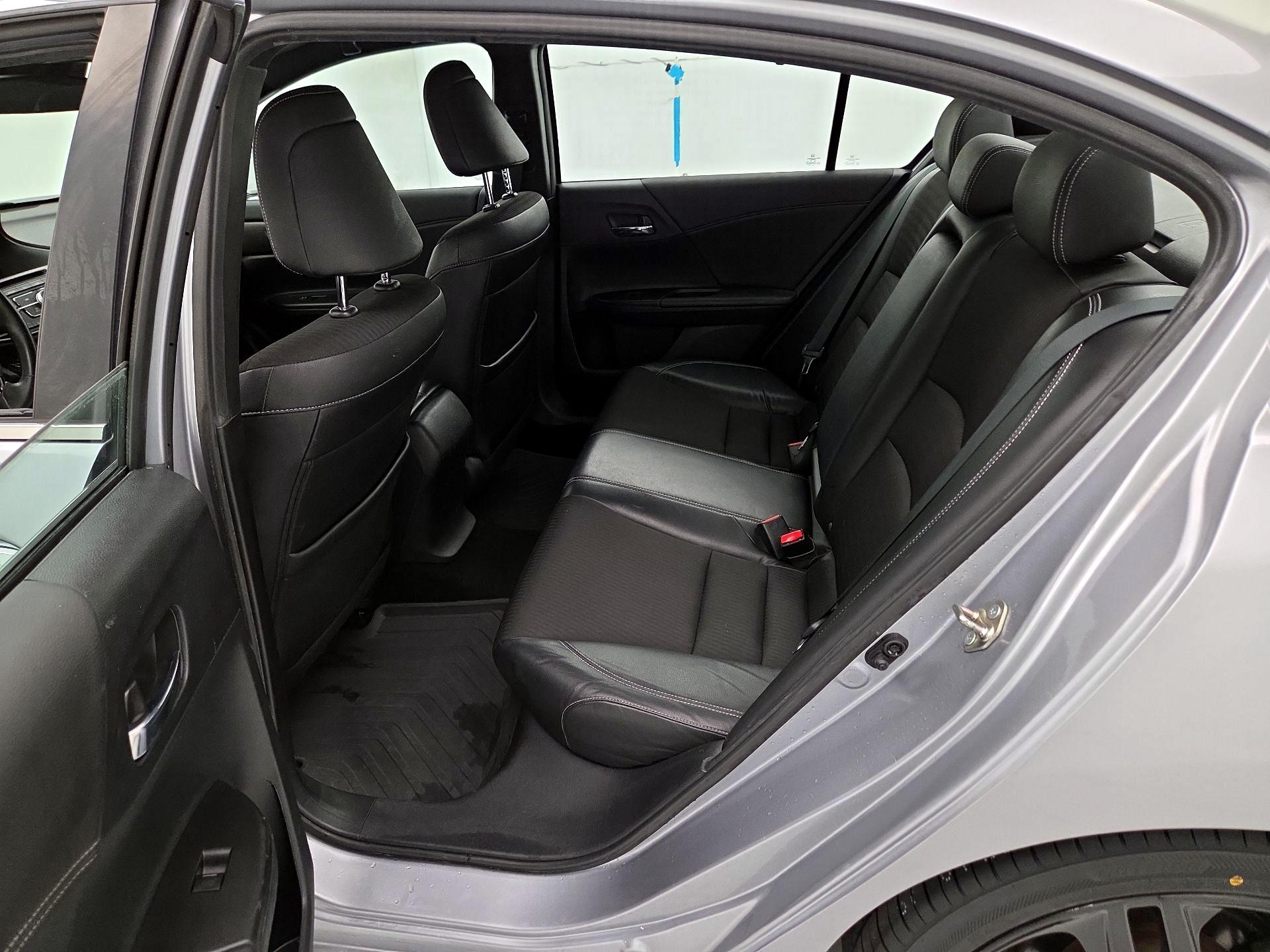 Thumbnail: 2016 Honda Accord - 19