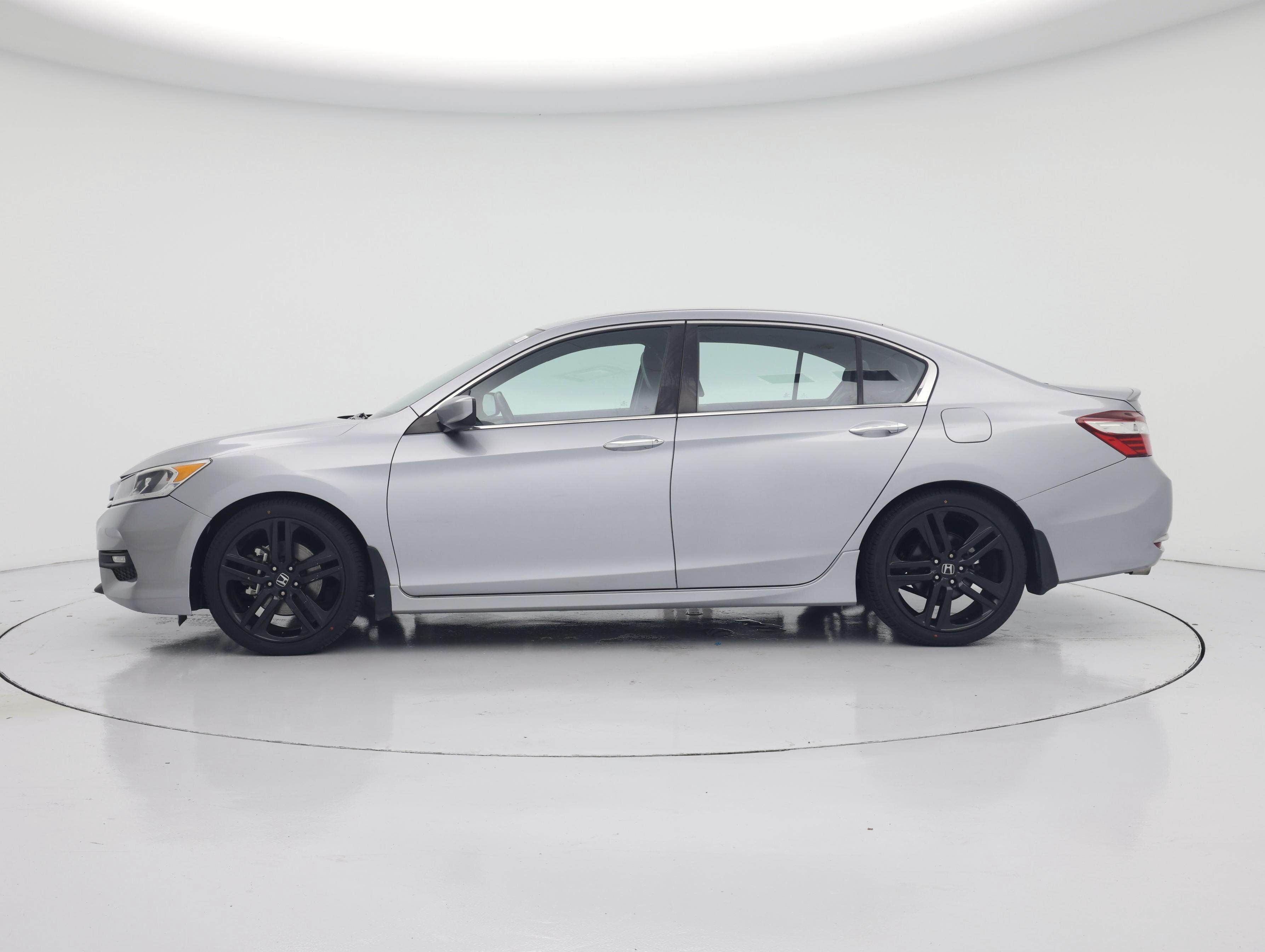 Thumbnail: 2016 Honda Accord - 3