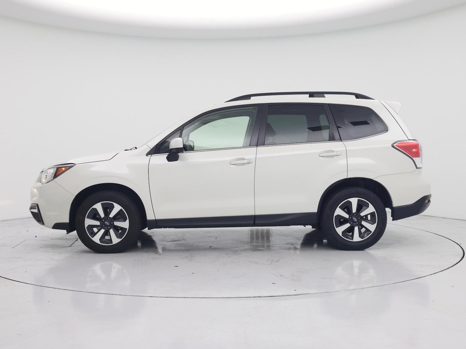 2018 Subaru Forester Limited - Photo 4