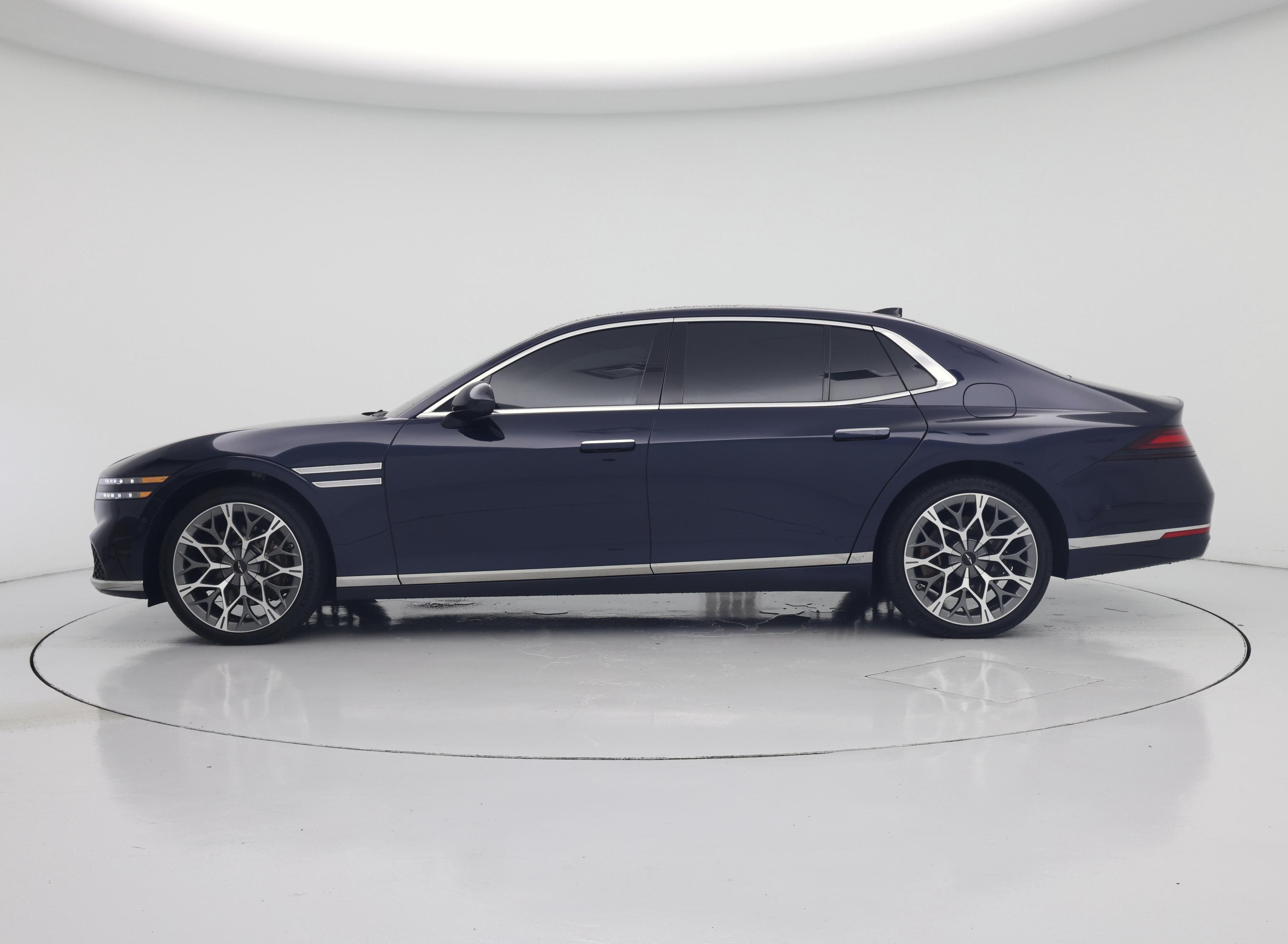 Thumbnail: 2025 Genesis G90 - 3