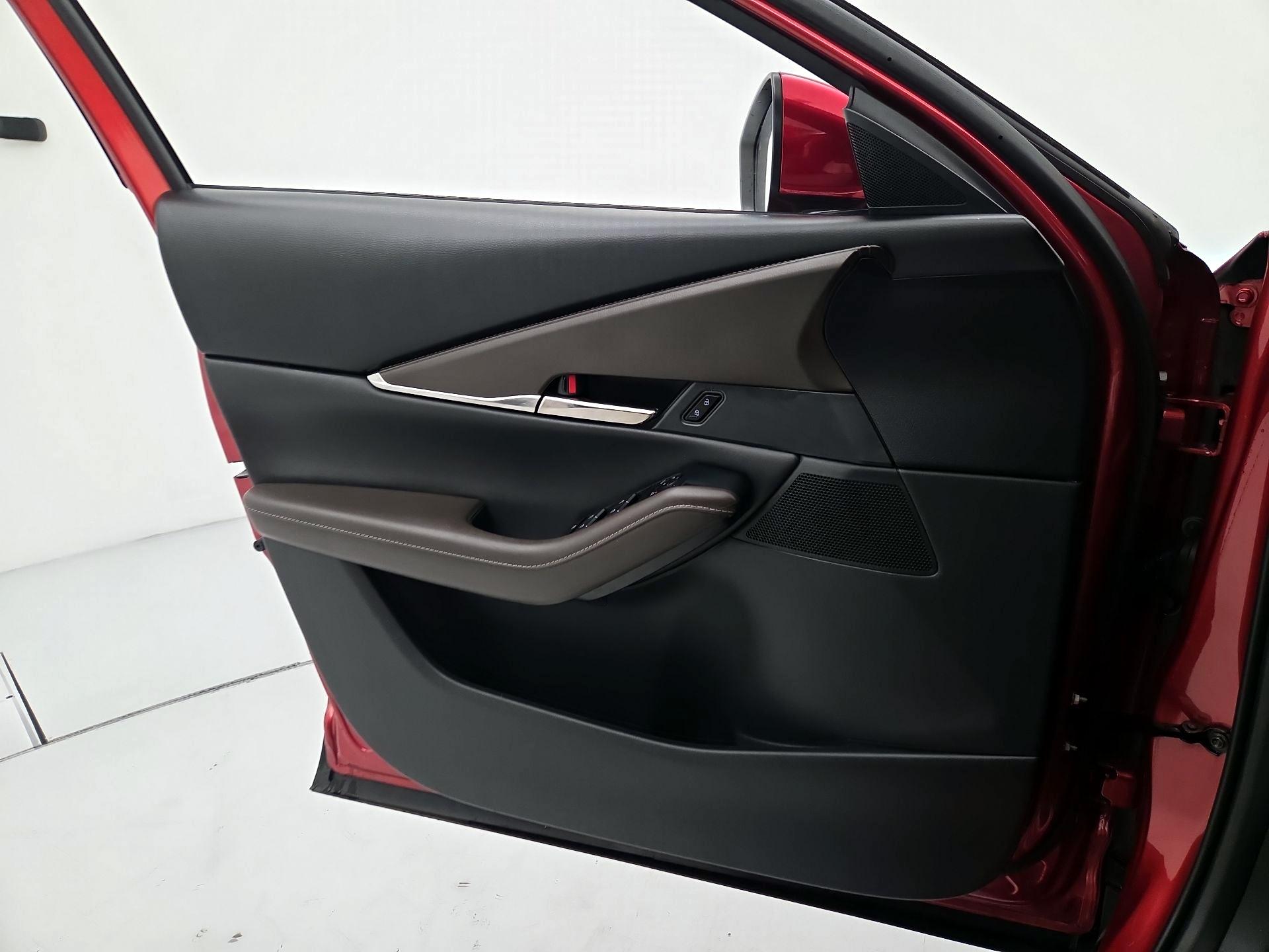 Thumbnail: 2023 Mazda CX-30 - 12