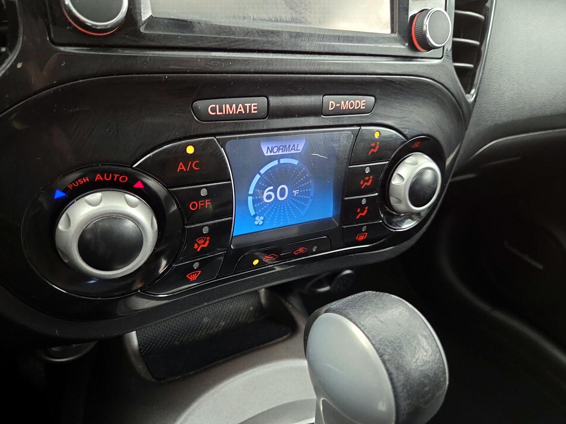Thumbnail: 2015 Nissan Juke - 15