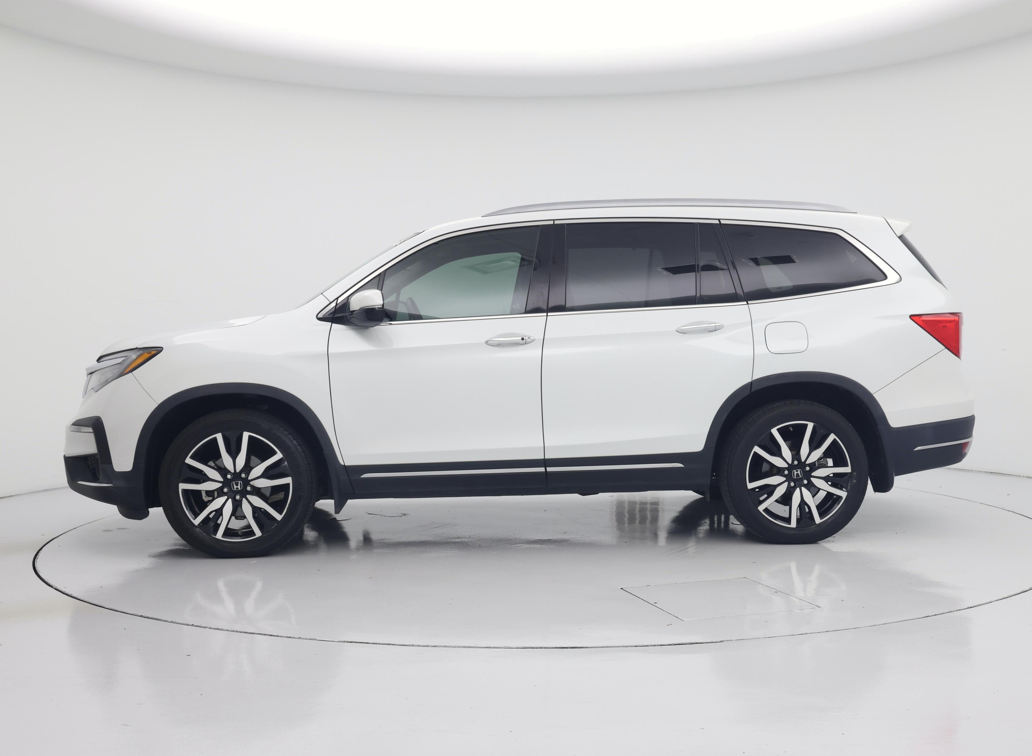 Thumbnail: 2021 Honda Pilot - 3