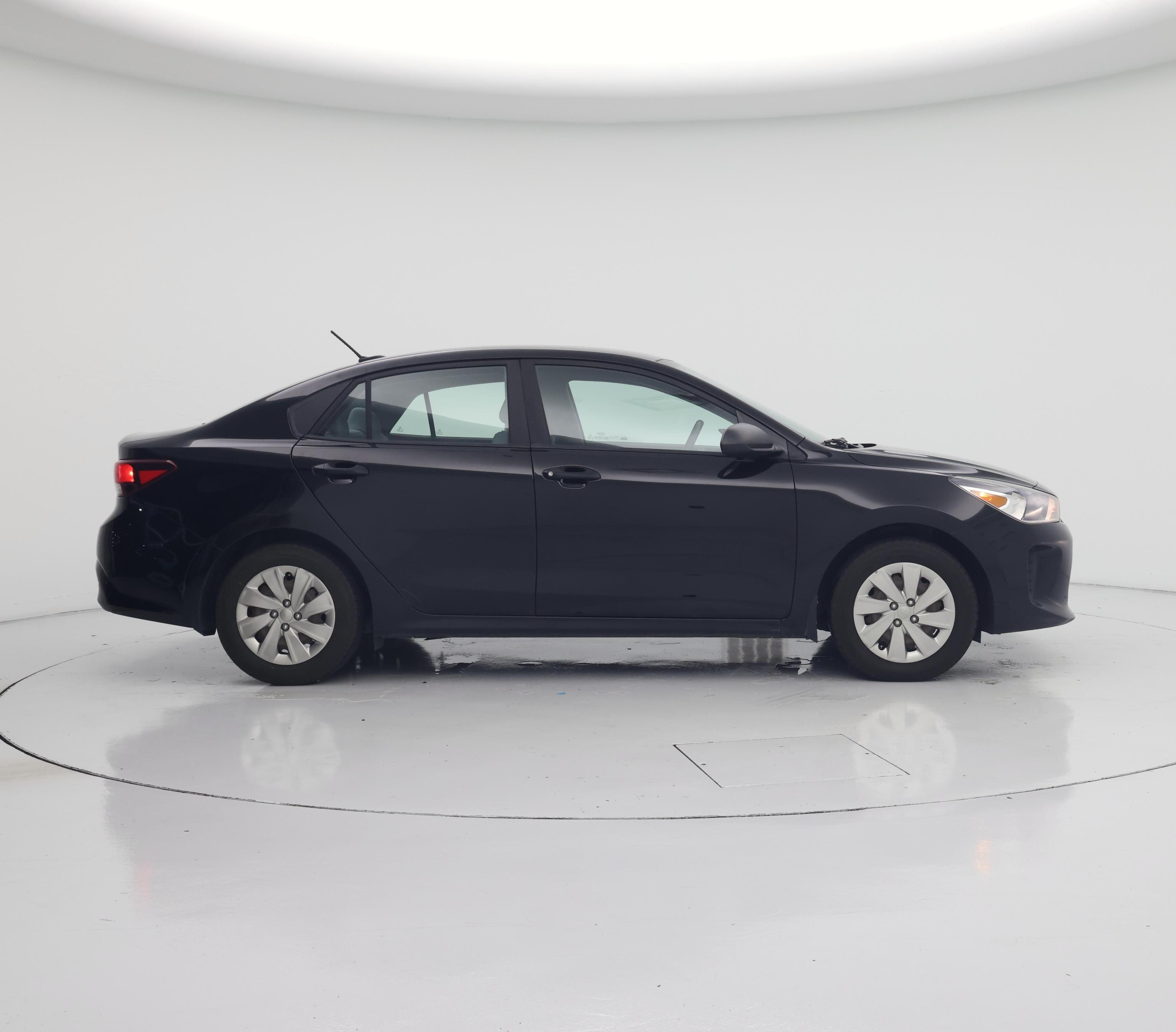 Thumbnail: 2018 Kia Rio - 7