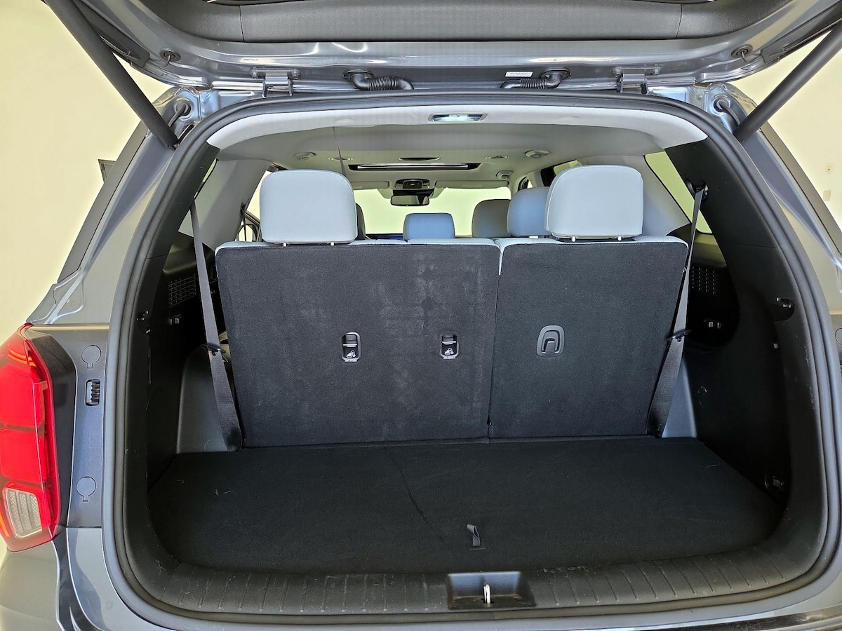 Trunk/Cargo (Seats Up)