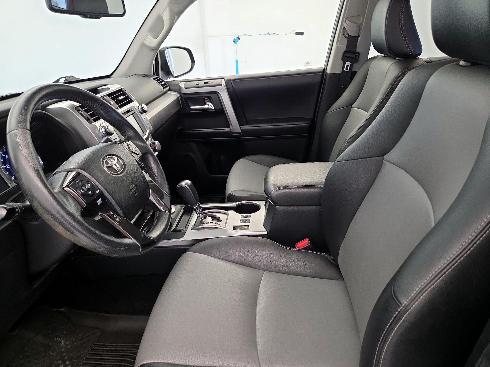 2017 Toyota 4Runner SR5 Premium - Photo 12