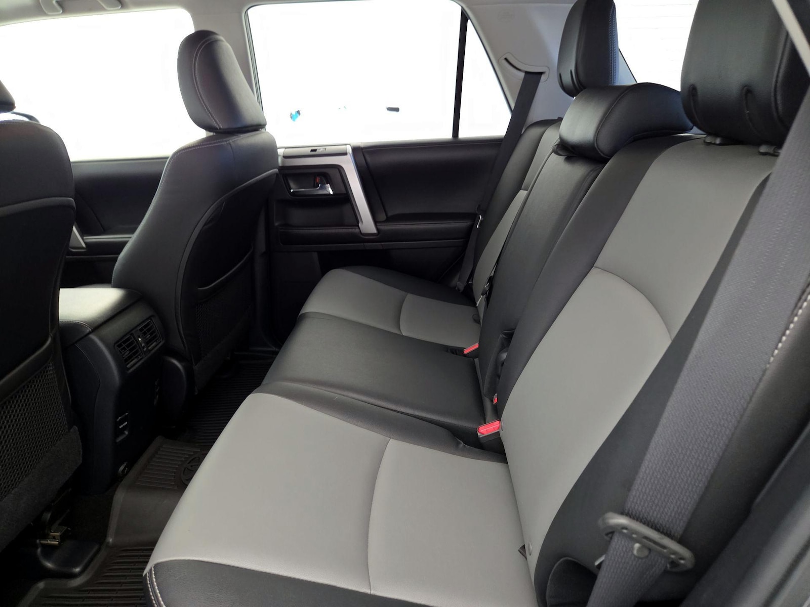 2017 Toyota 4Runner SR5 Premium - Photo 21