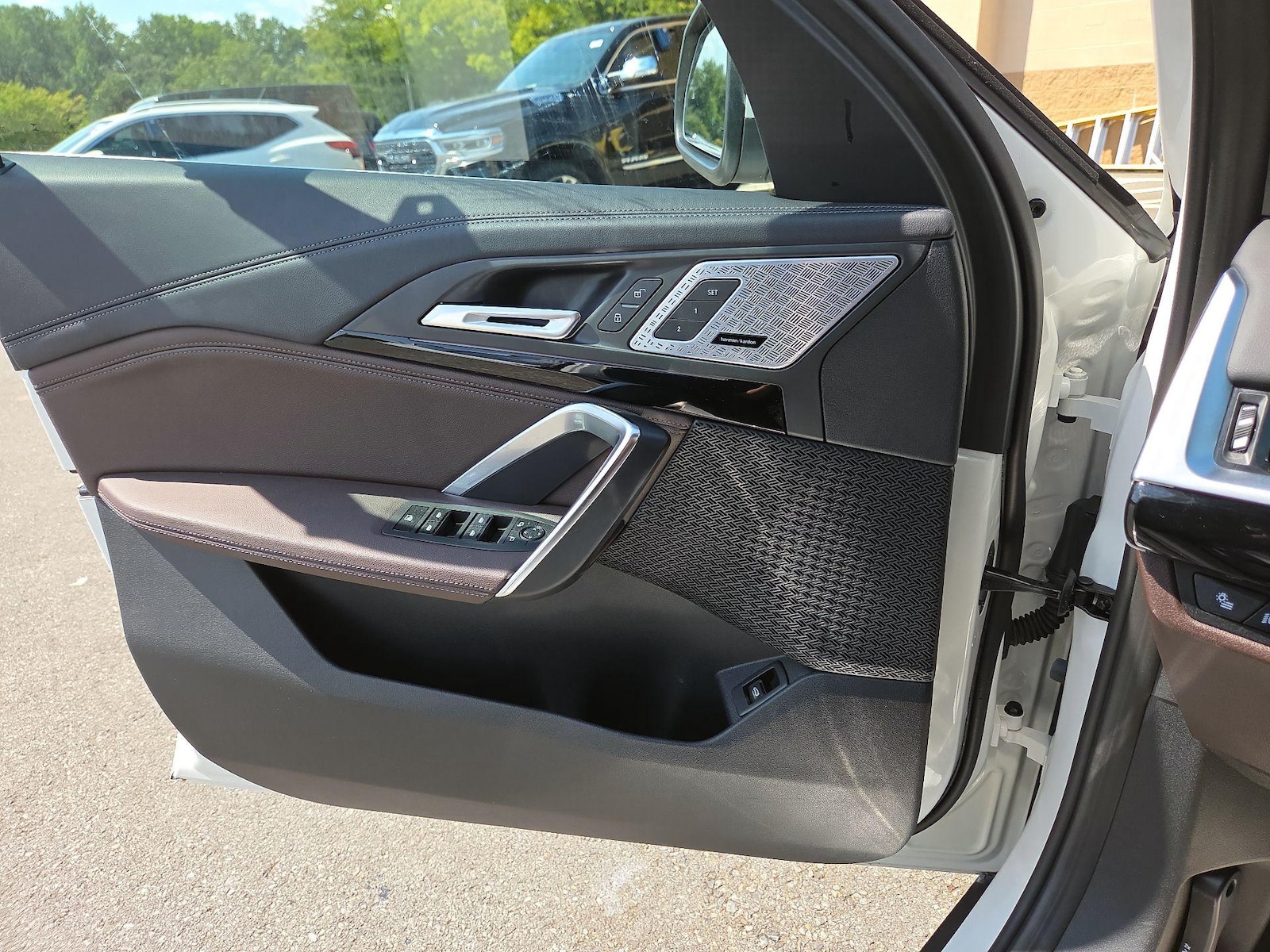 2023 BMW X1 28i - Photo 13