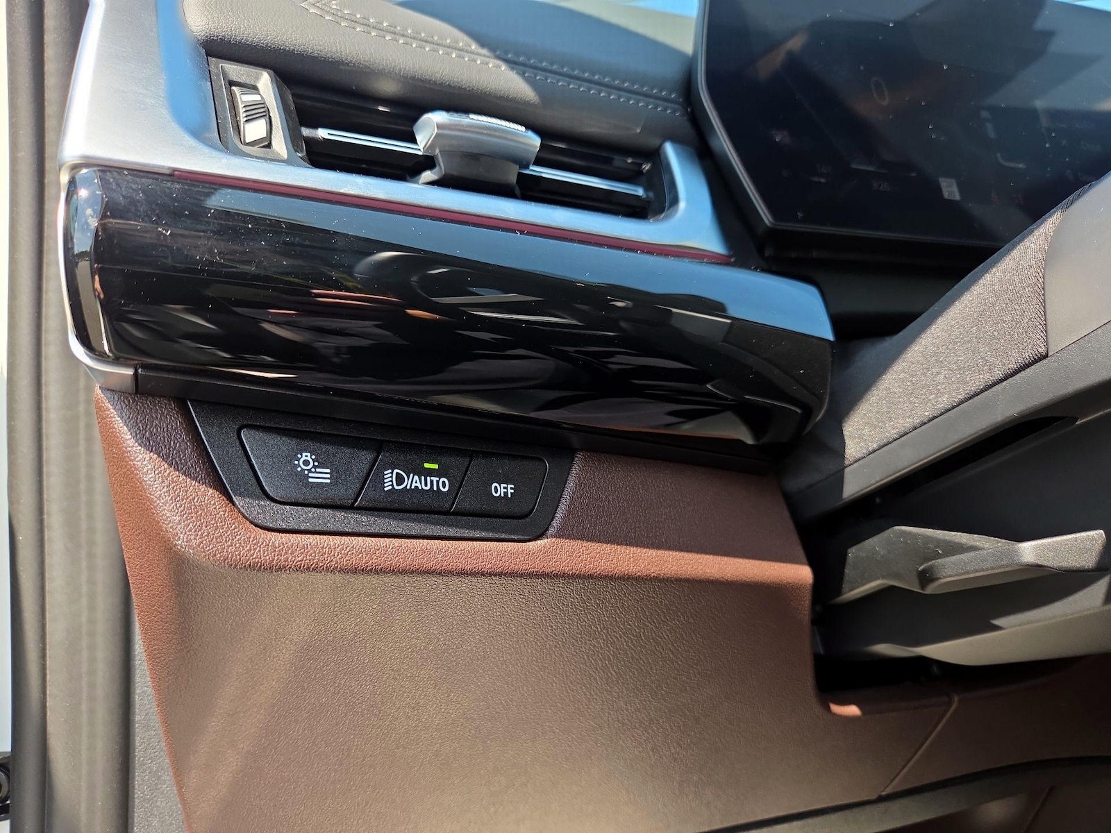 2023 BMW X1 28i - Photo 14