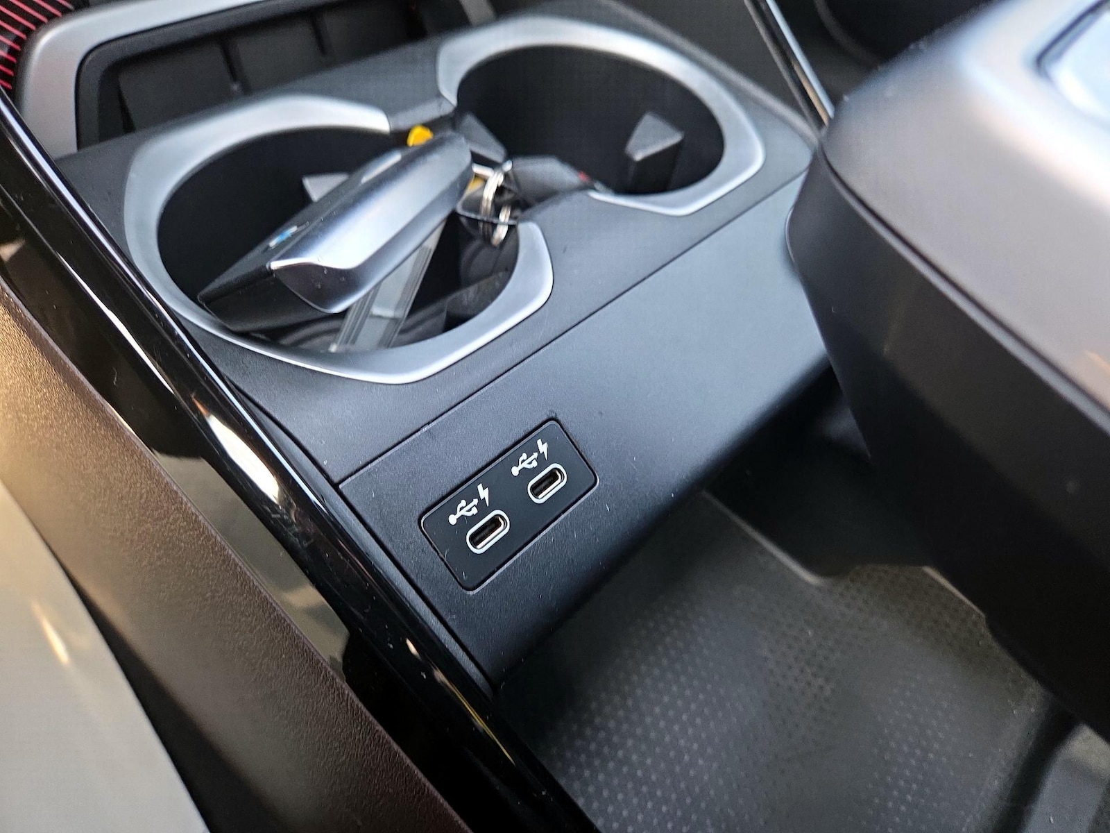 2023 BMW X1 28i - Photo 19