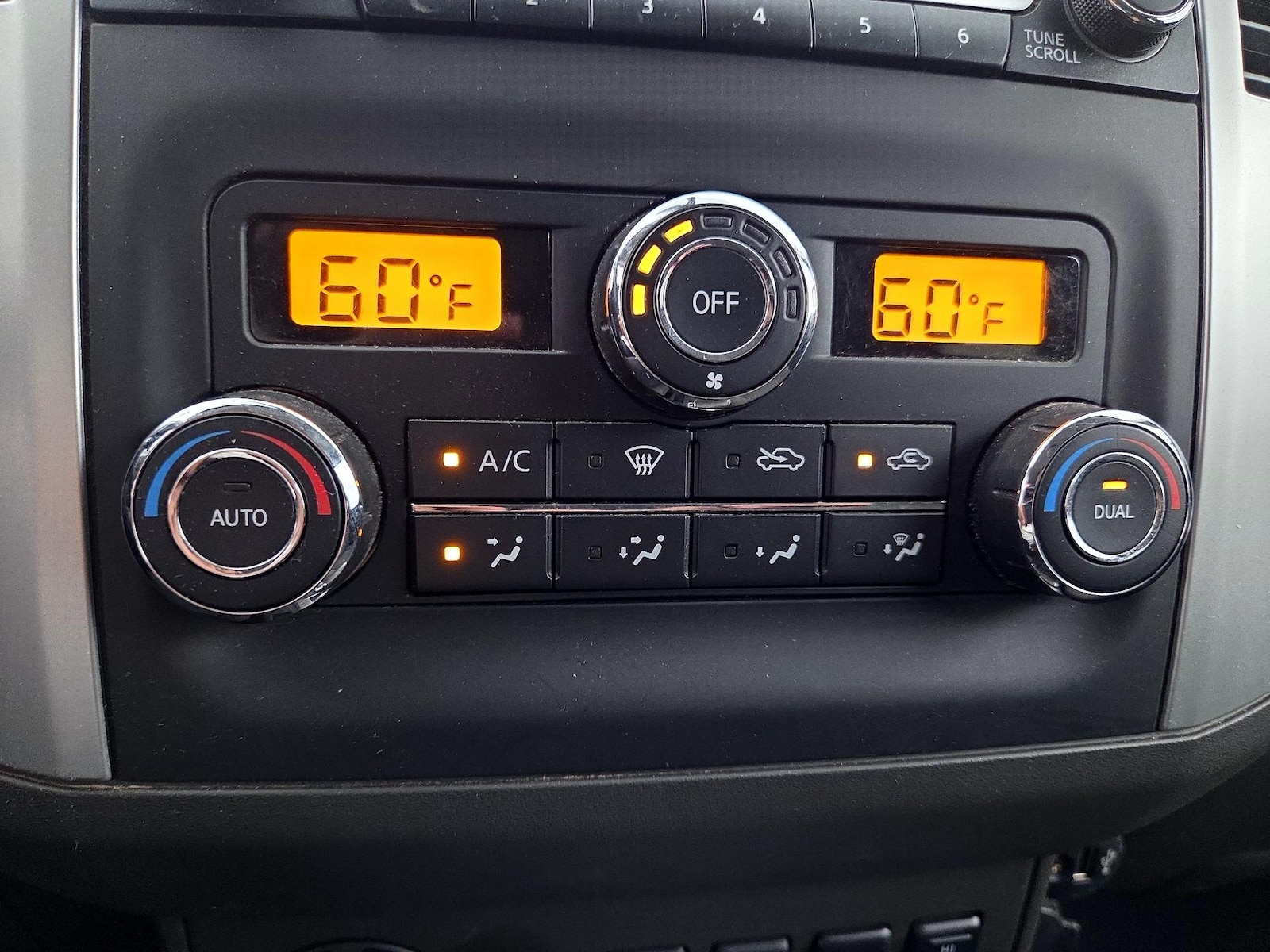 2018 Nissan Frontier SV - Photo 15