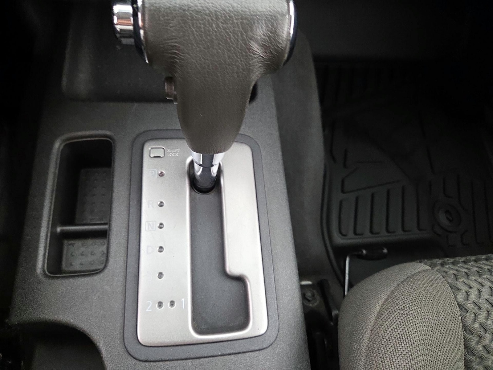 2018 Nissan Frontier SV - Photo 16