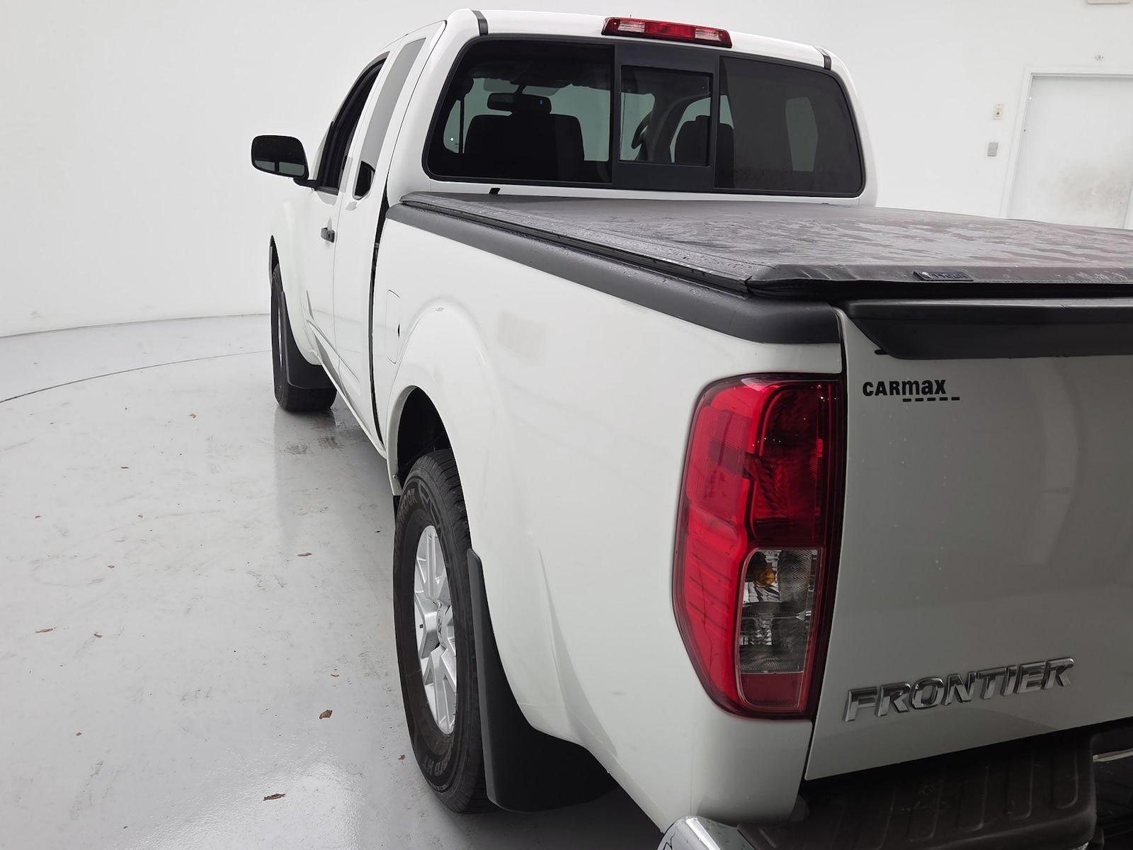 2018 Nissan Frontier SV - Photo 7