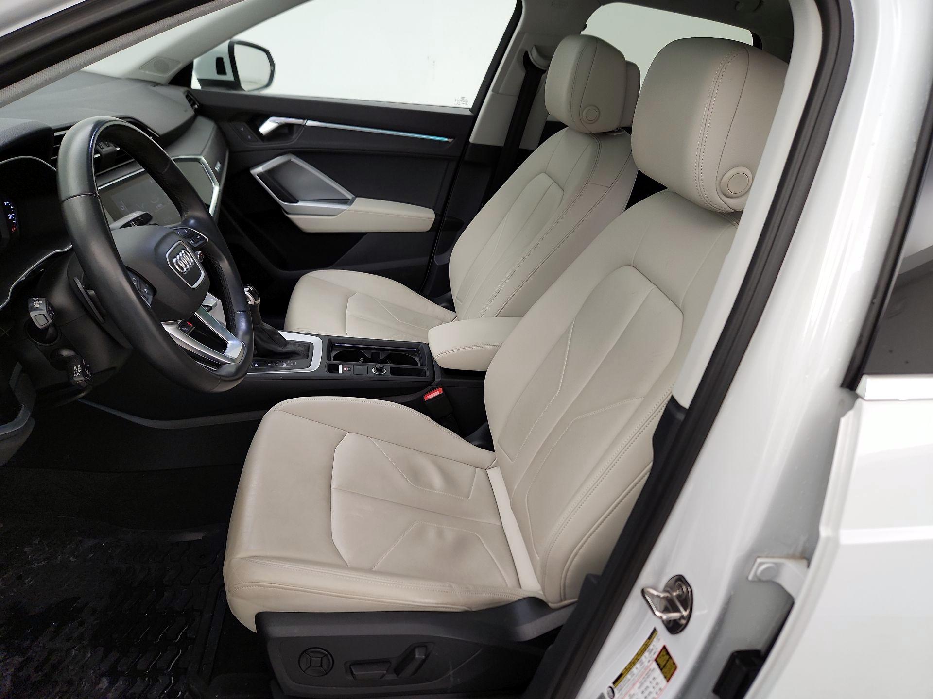 Thumbnail: 2022 Audi Q3 - 11