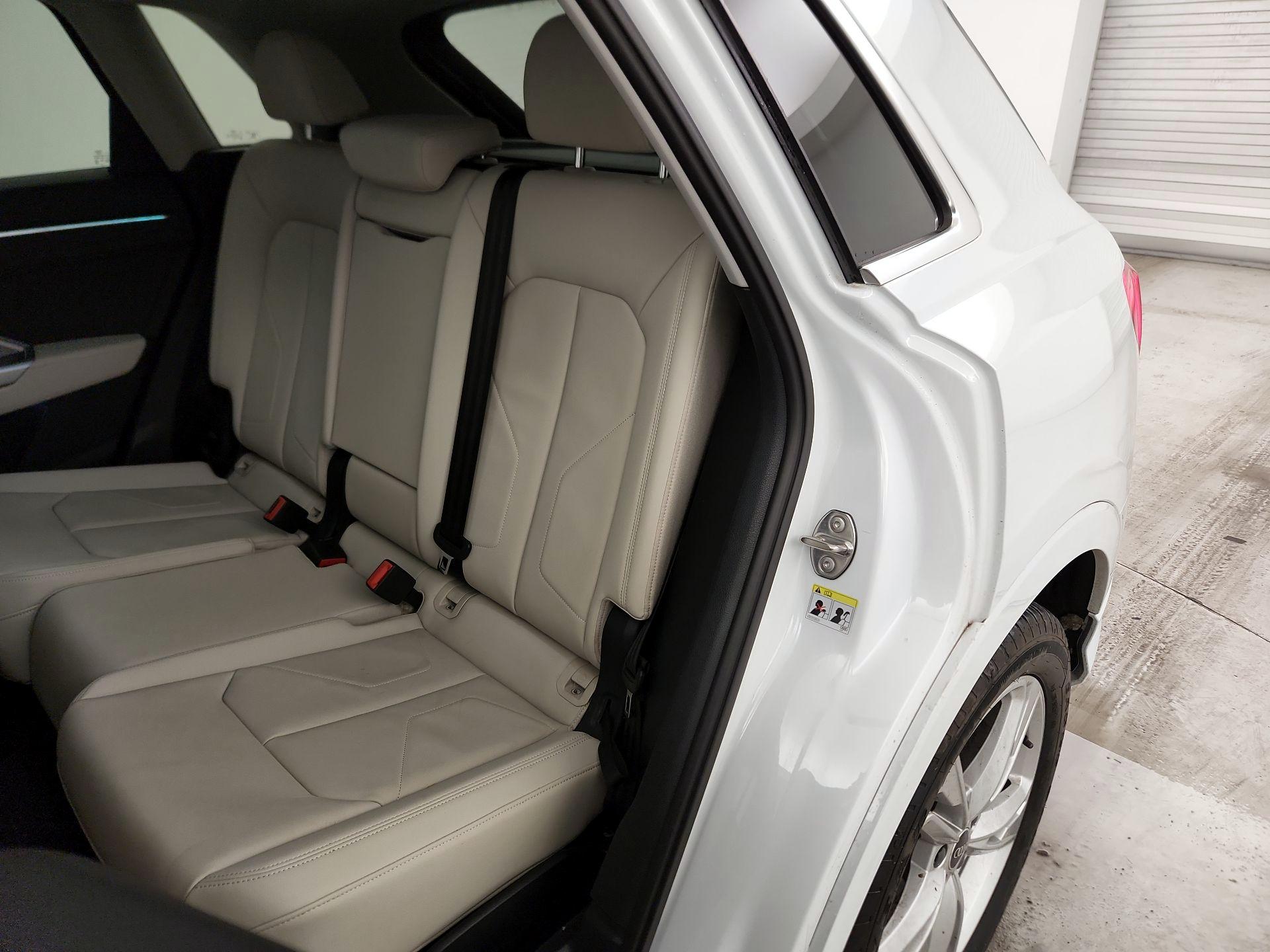 Thumbnail: 2022 Audi Q3 - 20