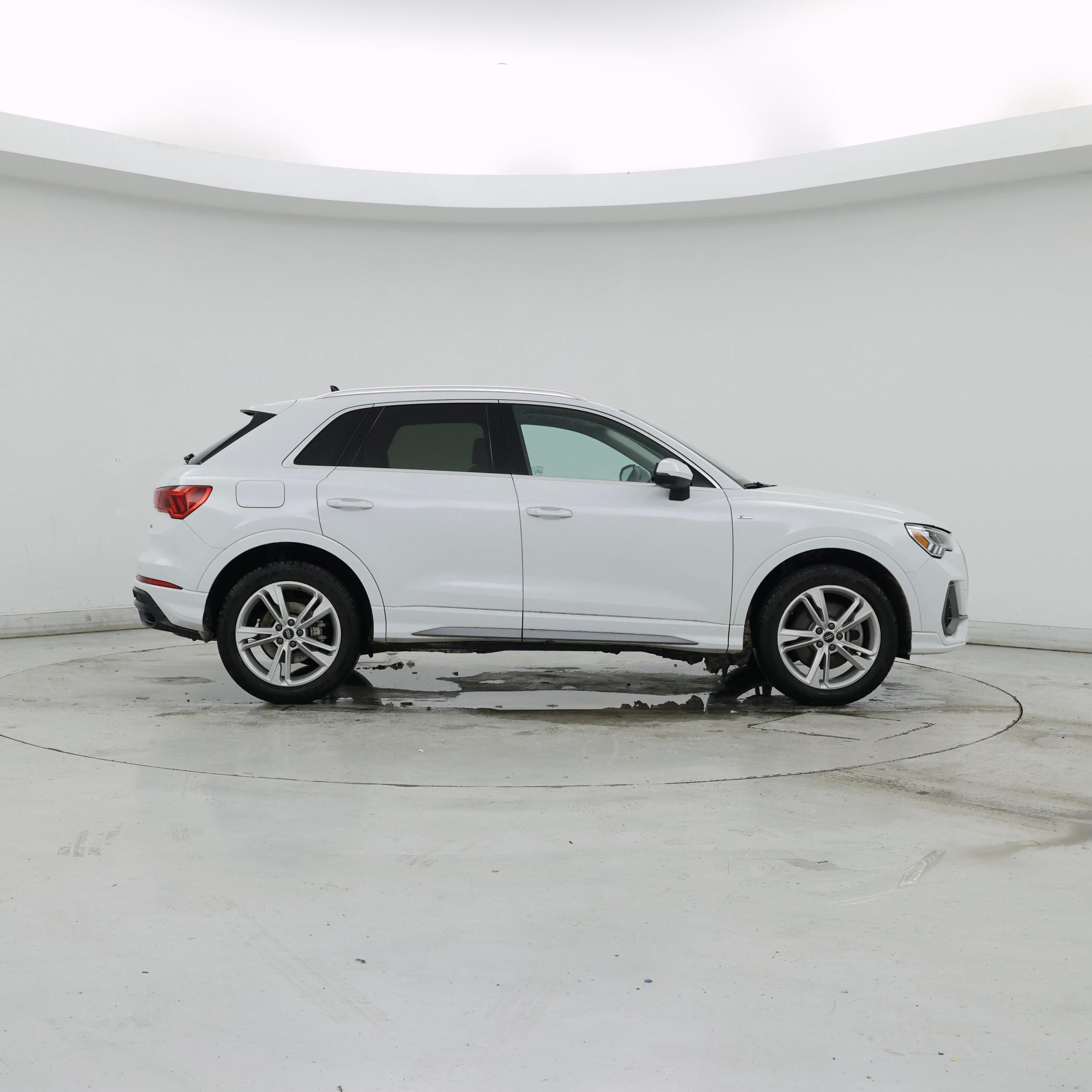 Thumbnail: 2022 Audi Q3 - 7