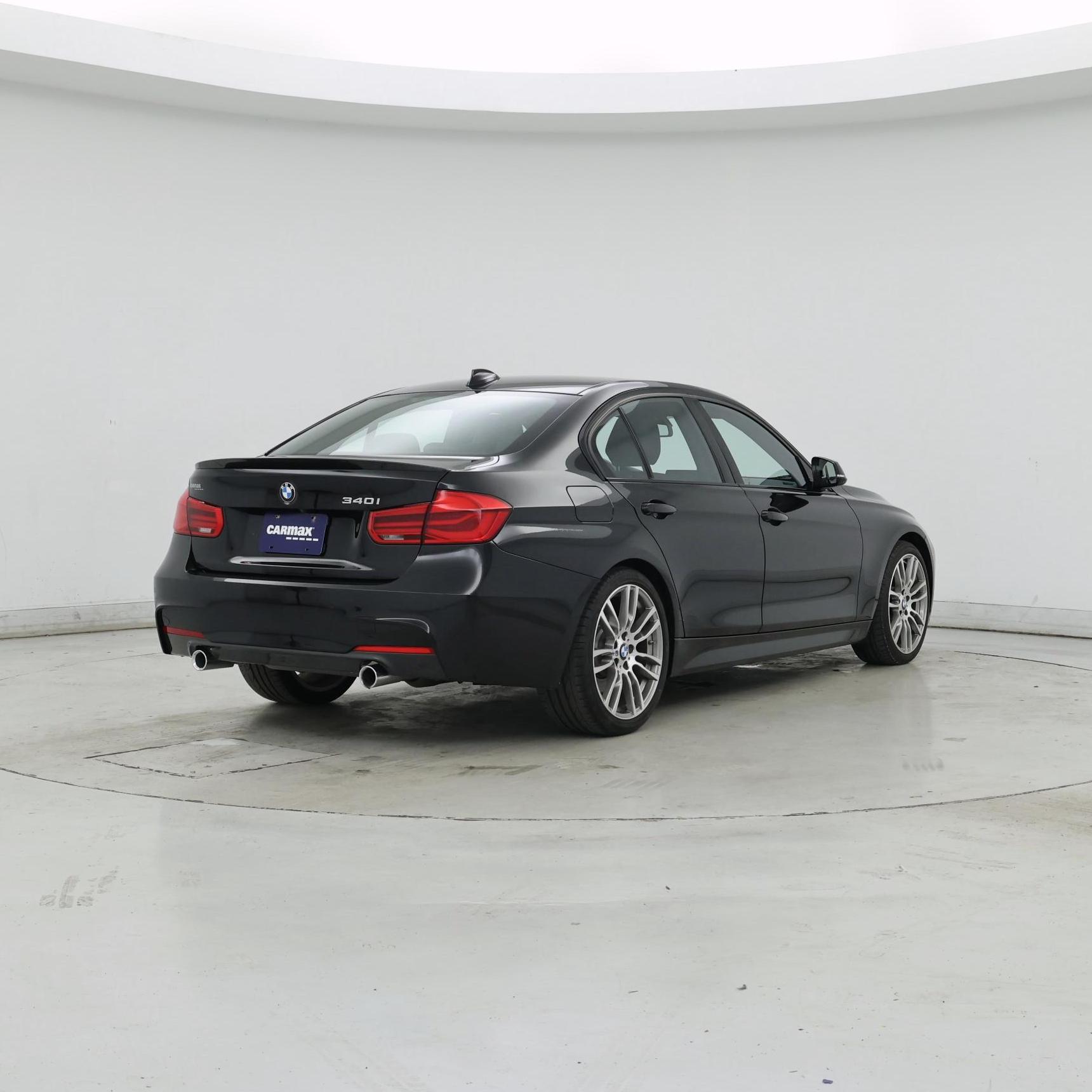 Thumbnail: 2018 BMW 3 Series - 8