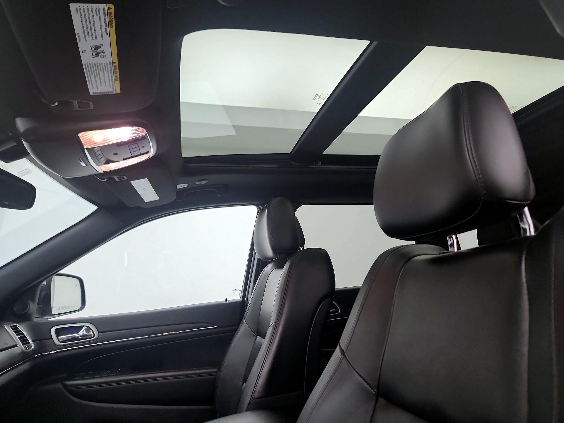 Thumbnail: 2021 Jeep Grand Cherokee - 20