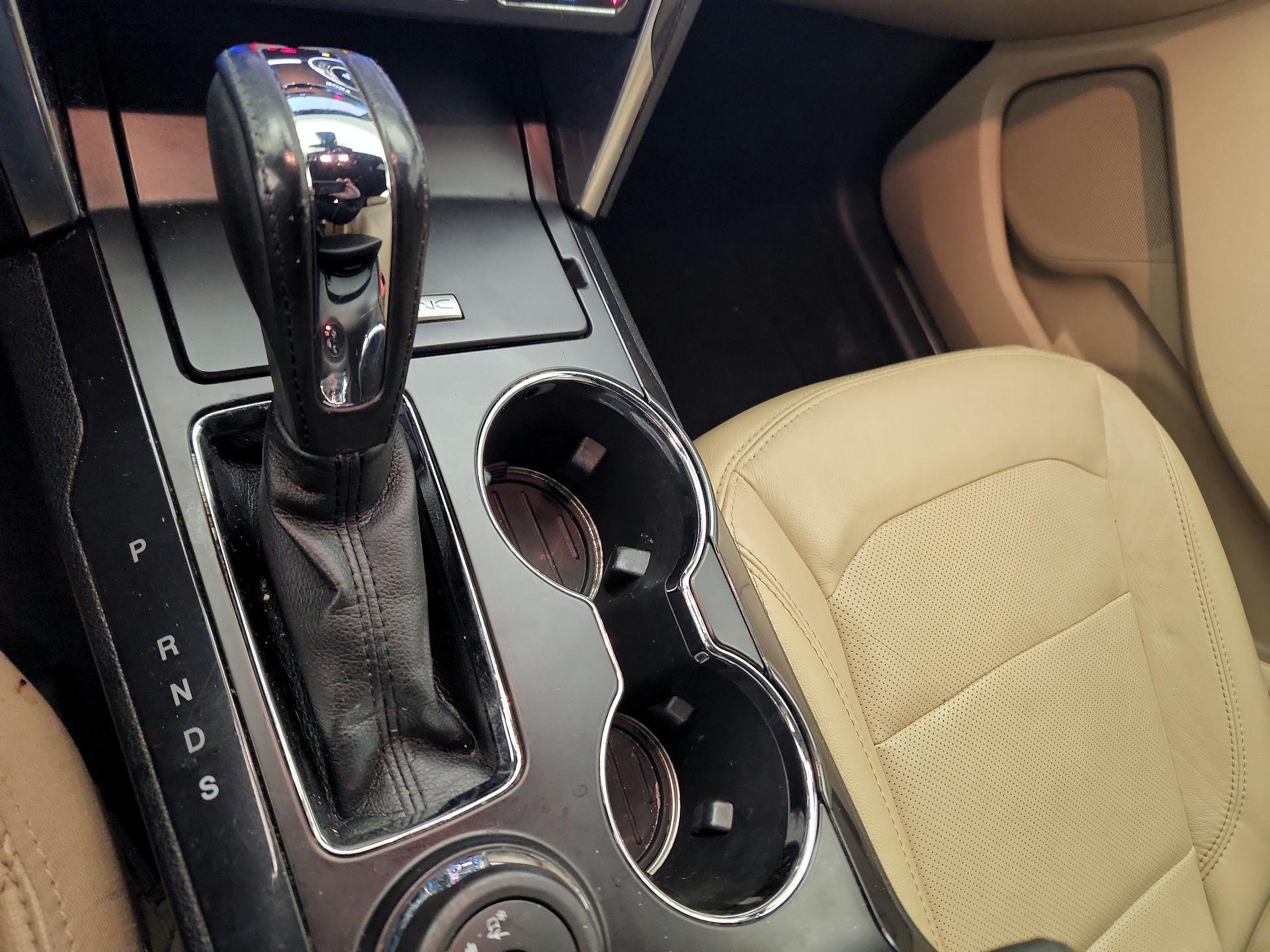 Thumbnail: 2017 Ford Explorer - 18