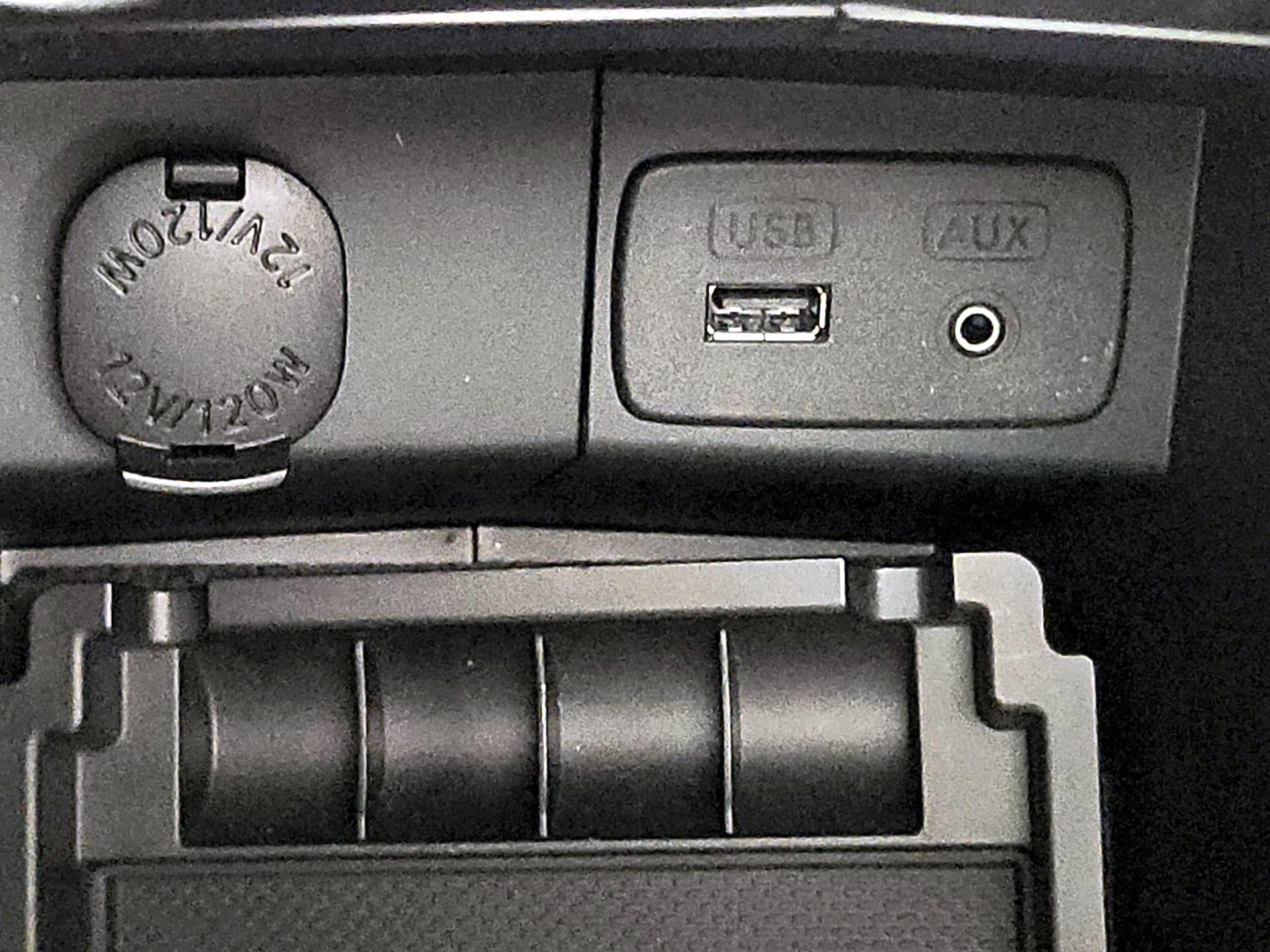 Thumbnail: 2015 Subaru Forester - 18