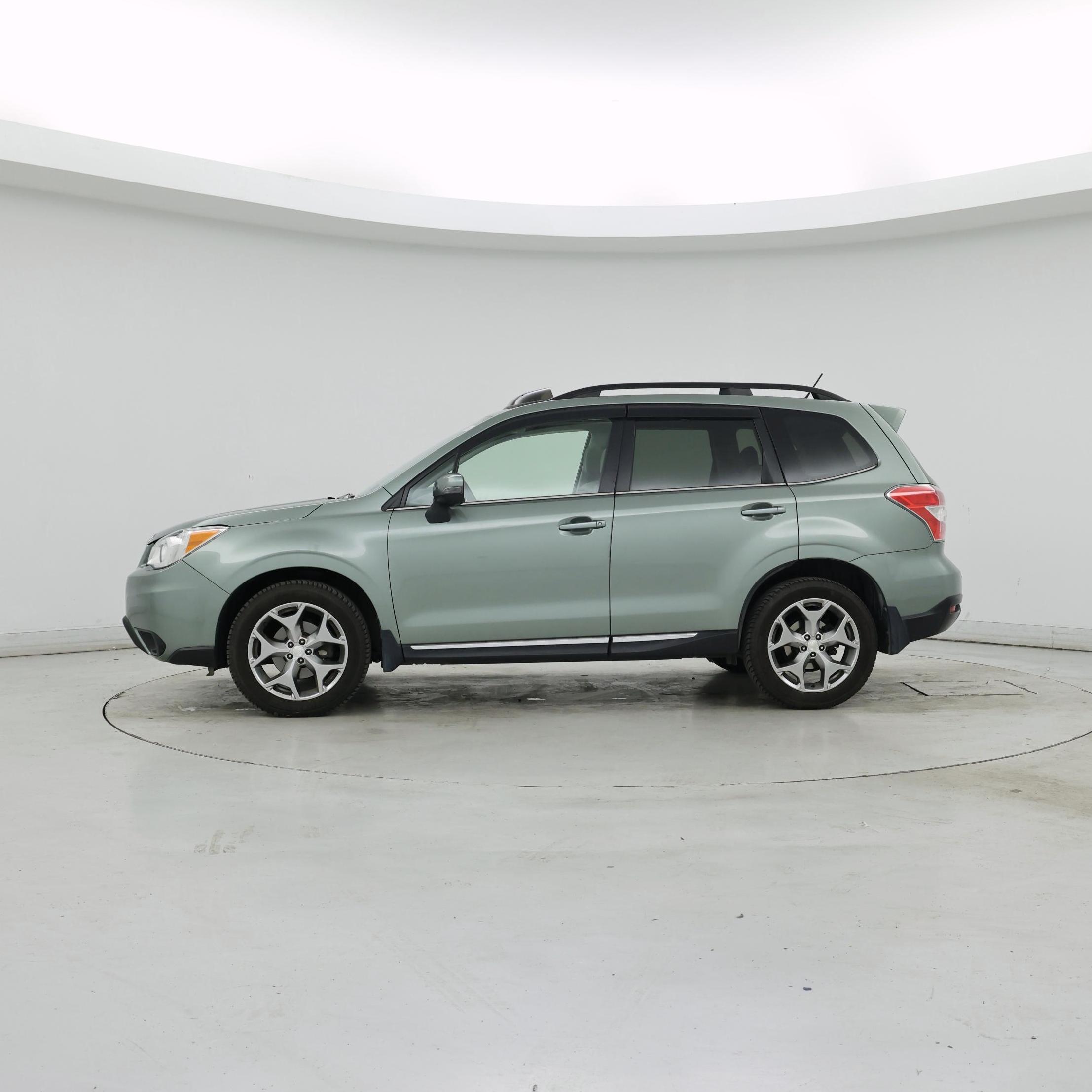 Thumbnail: 2015 Subaru Forester - 3