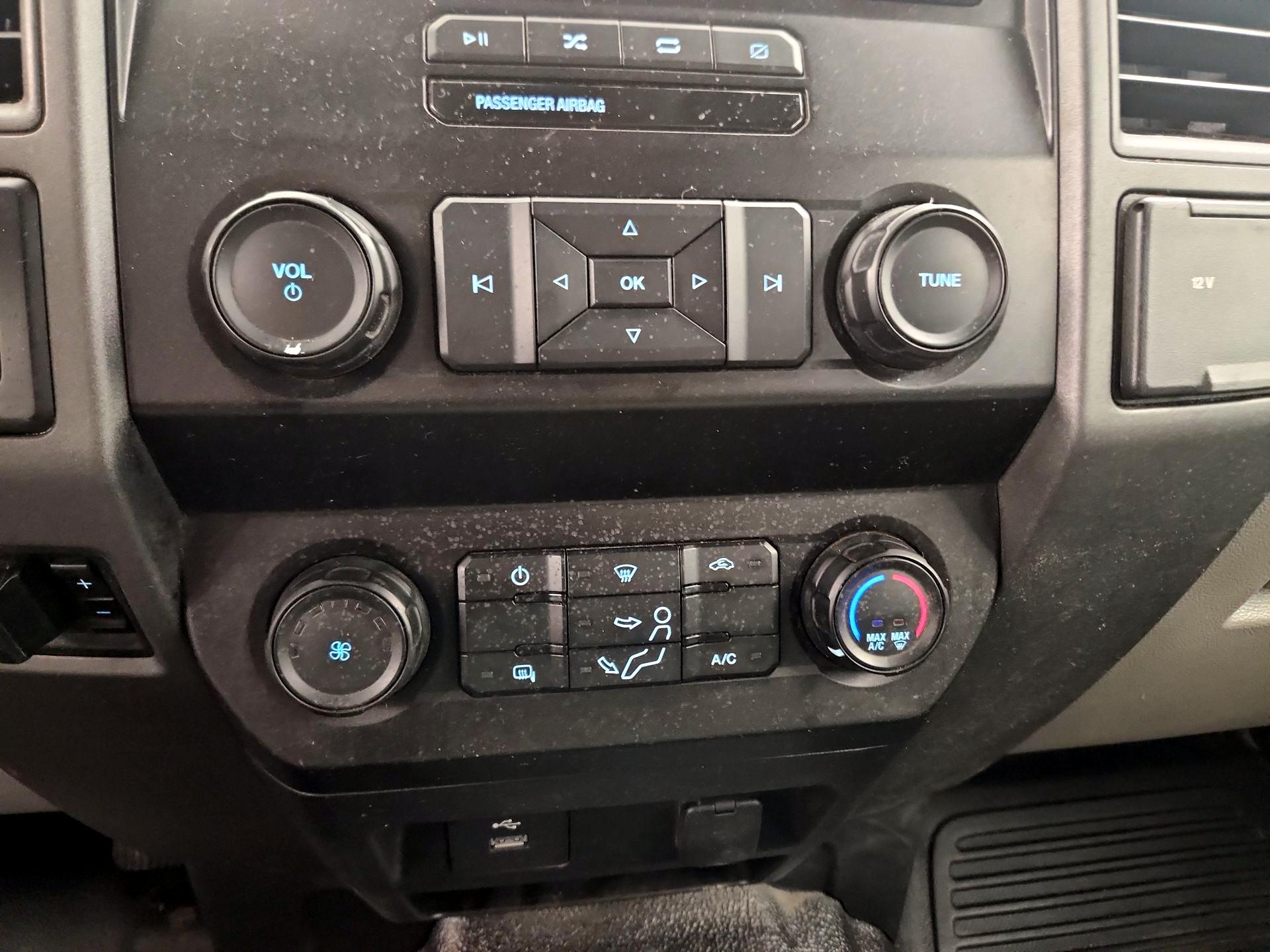 Thumbnail: 2021 Ford F-350 - 16