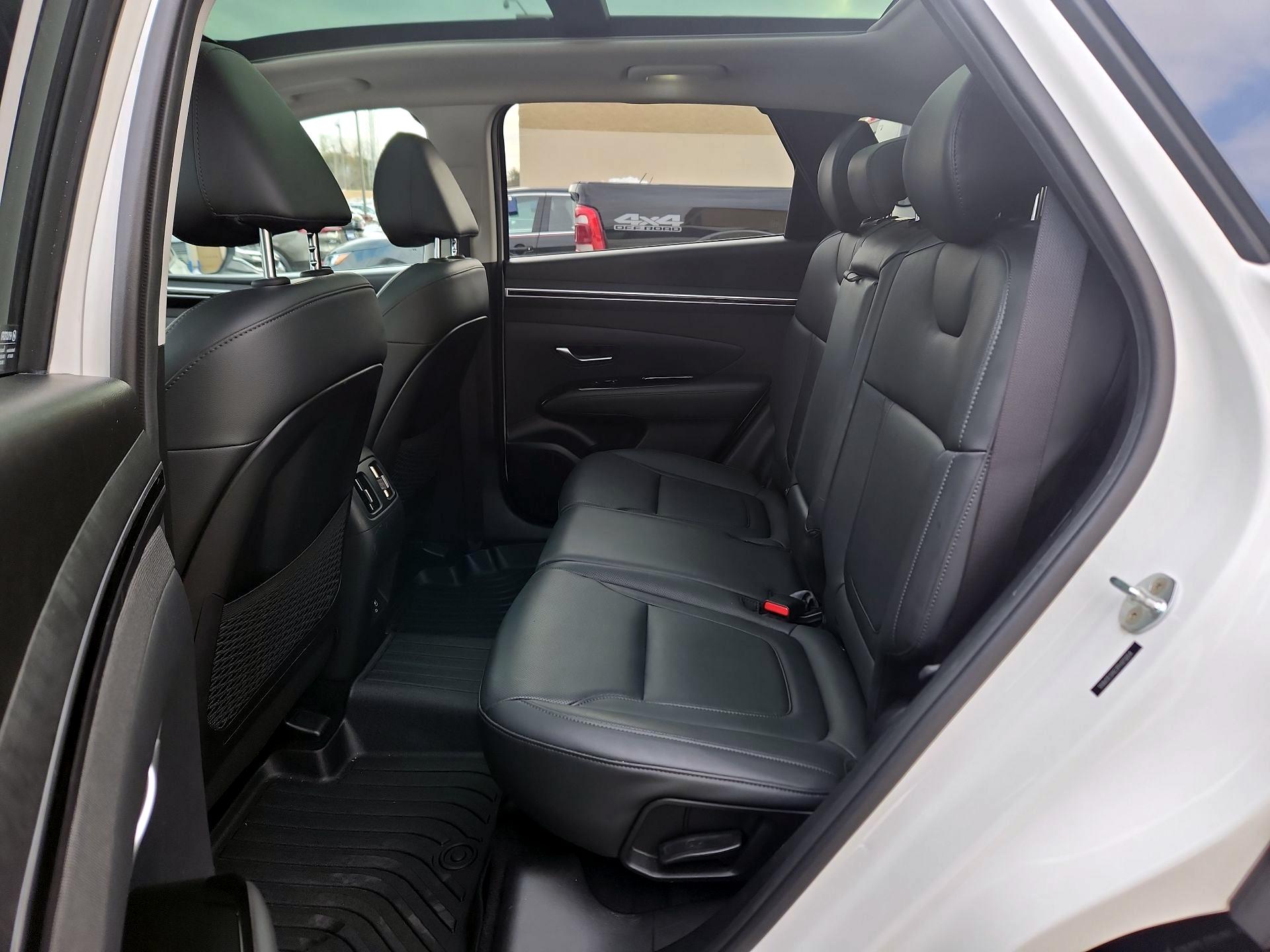 Thumbnail: 2023 Hyundai Tucson - 19