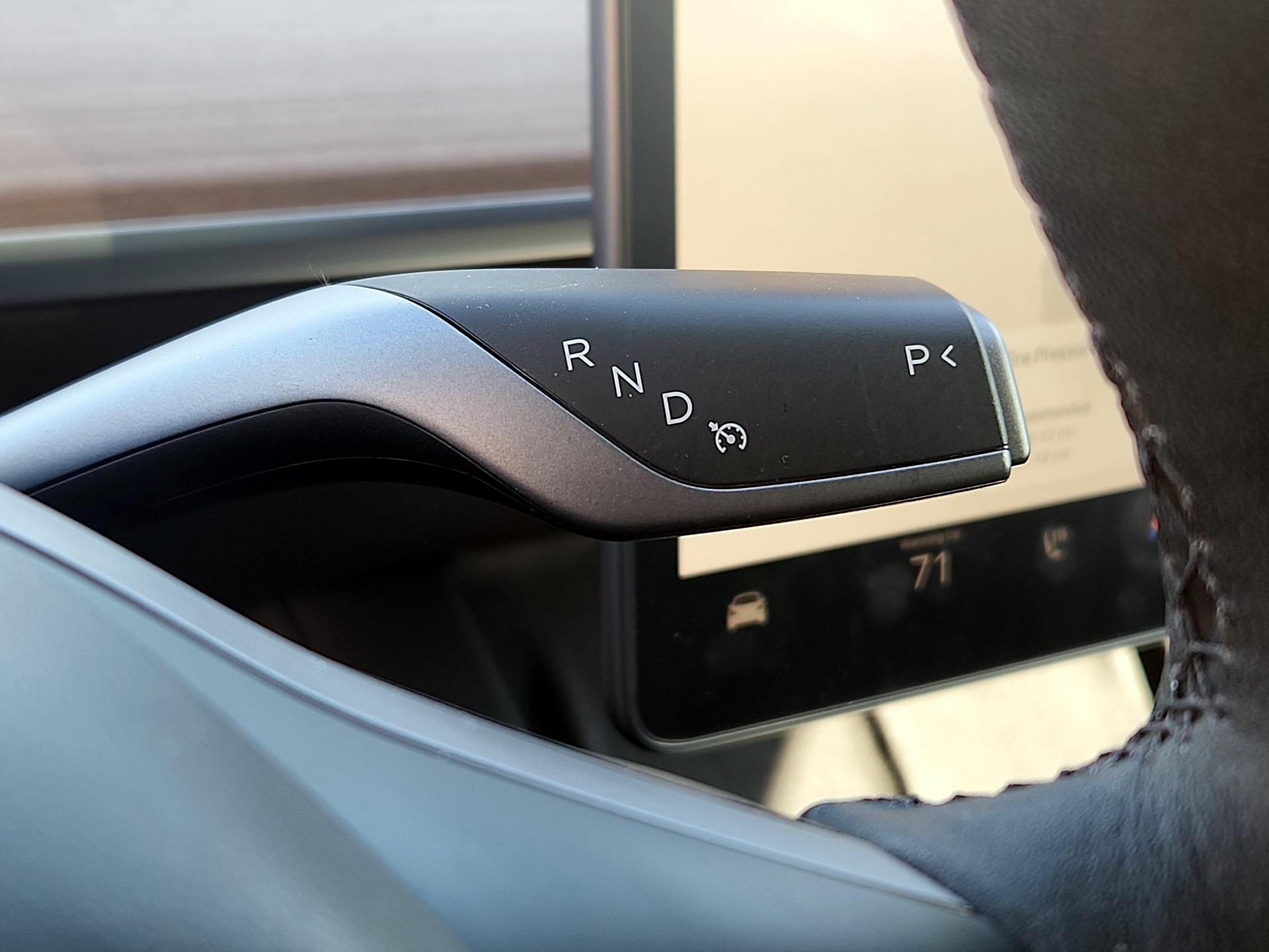 Thumbnail: 2023 Tesla Model 3 - 15