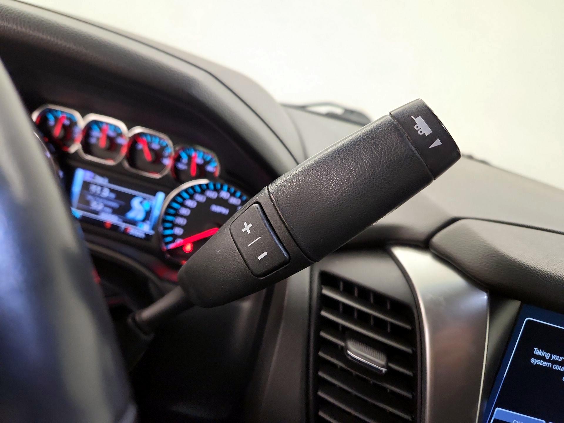 Thumbnail: 2020 Chevrolet Tahoe - 17