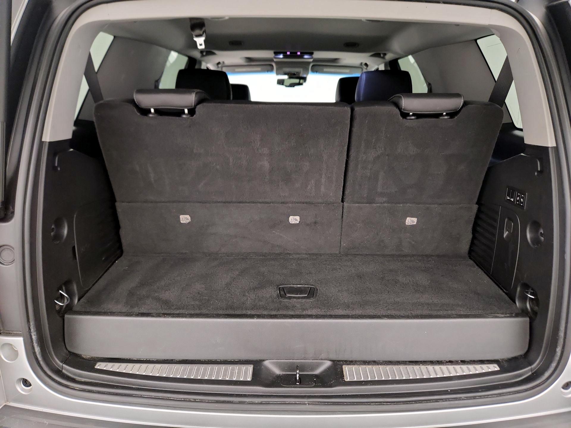 Thumbnail: 2020 Chevrolet Tahoe - 20